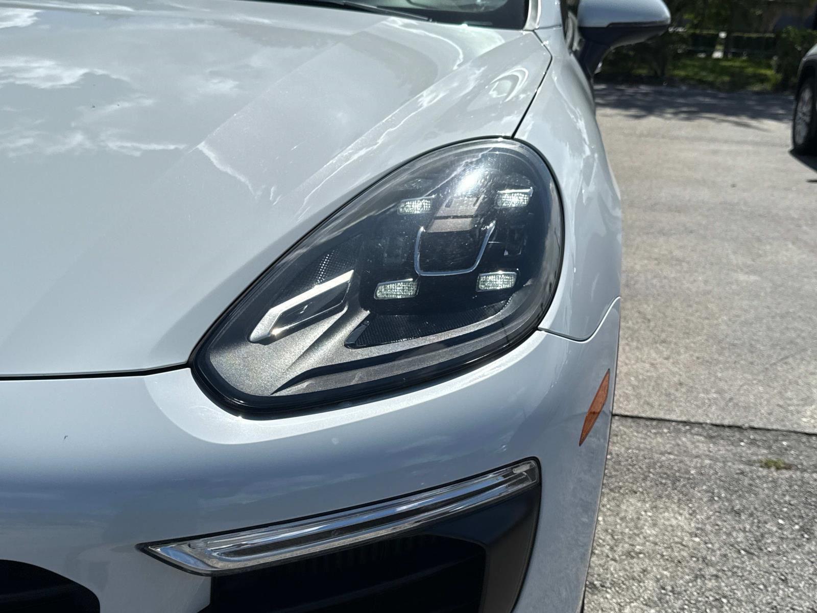 2016 Porsche Cayenne S
