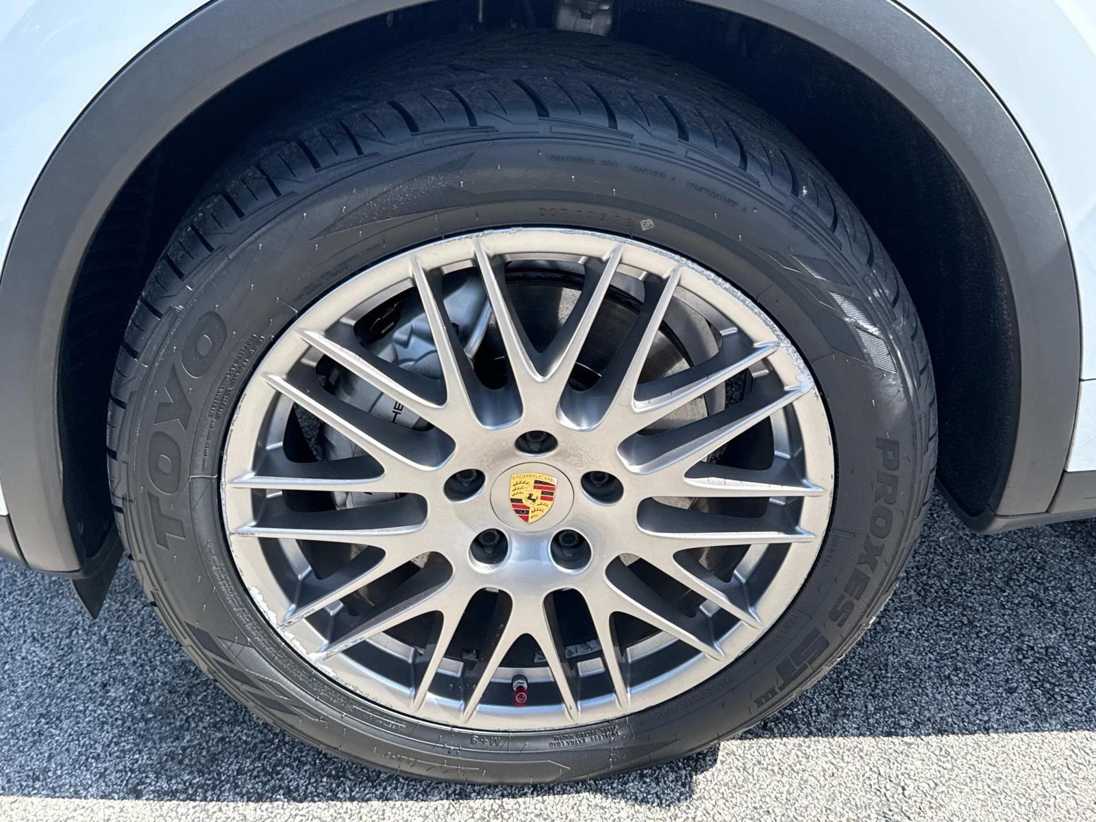 2016 Porsche Cayenne S
