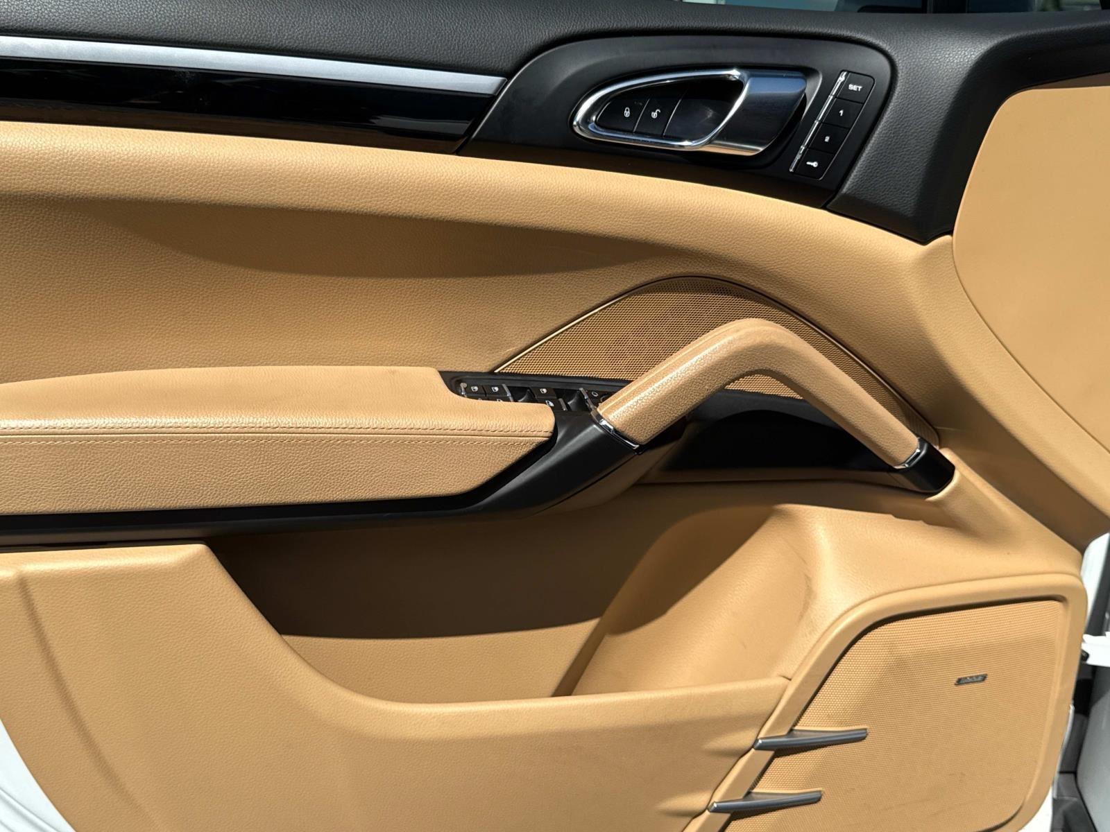 2016 Porsche Cayenne S