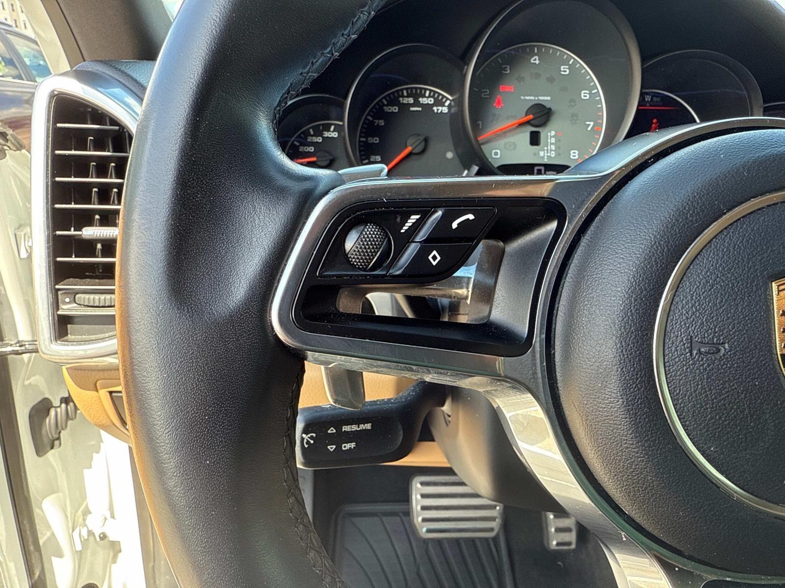 2016 Porsche Cayenne S