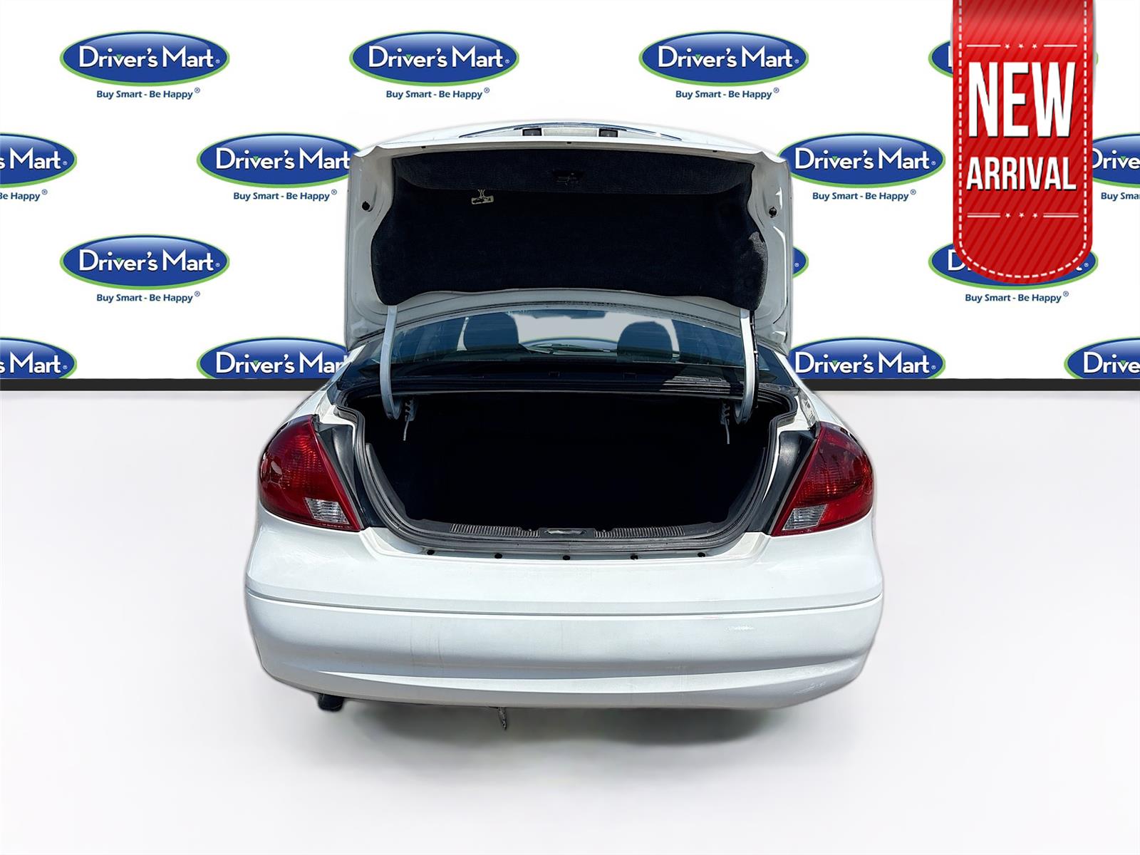 2002 Ford Taurus SE Standard