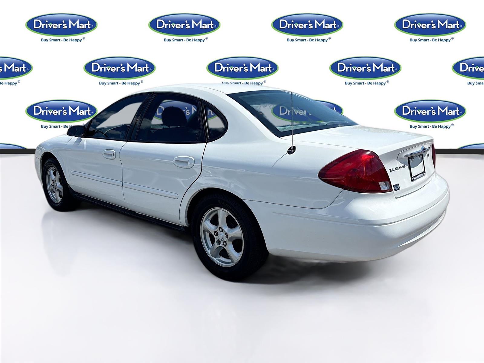 2002 Ford Taurus SE Standard