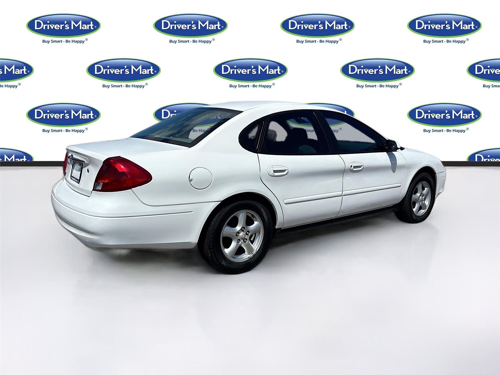 2002 Ford Taurus SE Standard