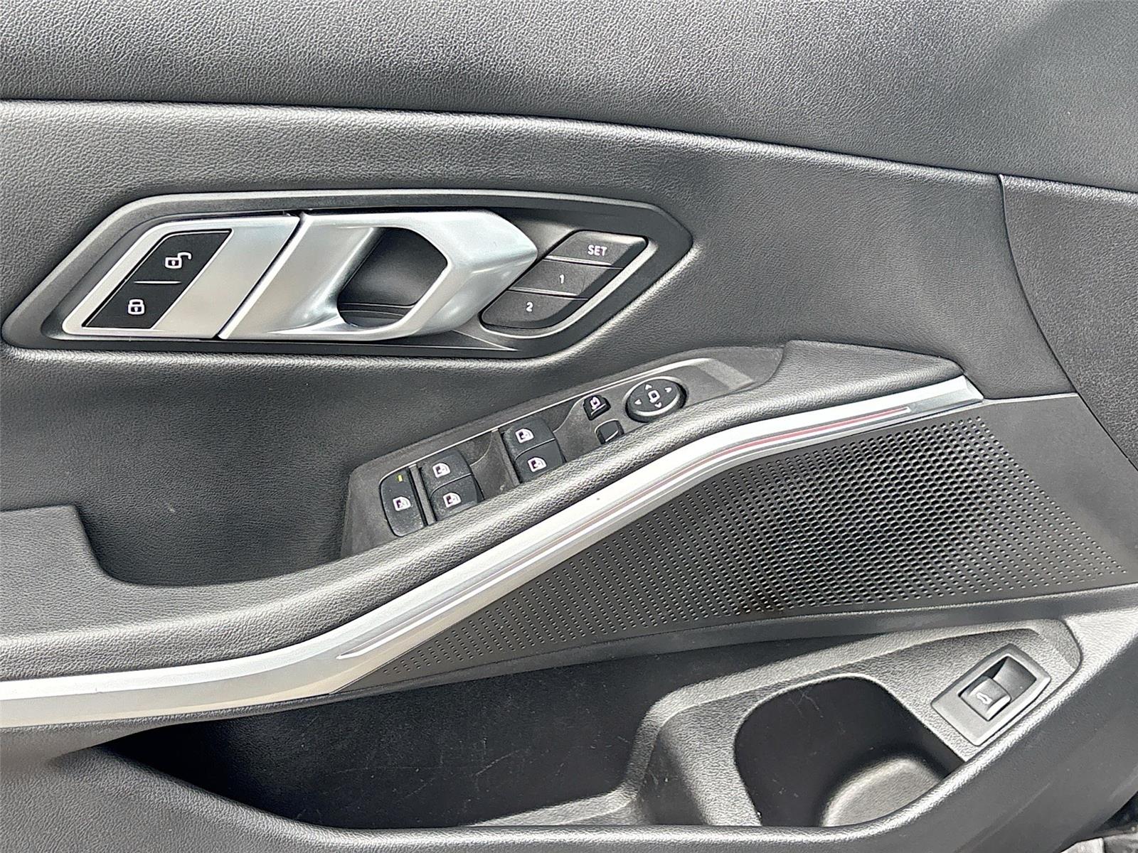 2023 BMW 3 Series 330i