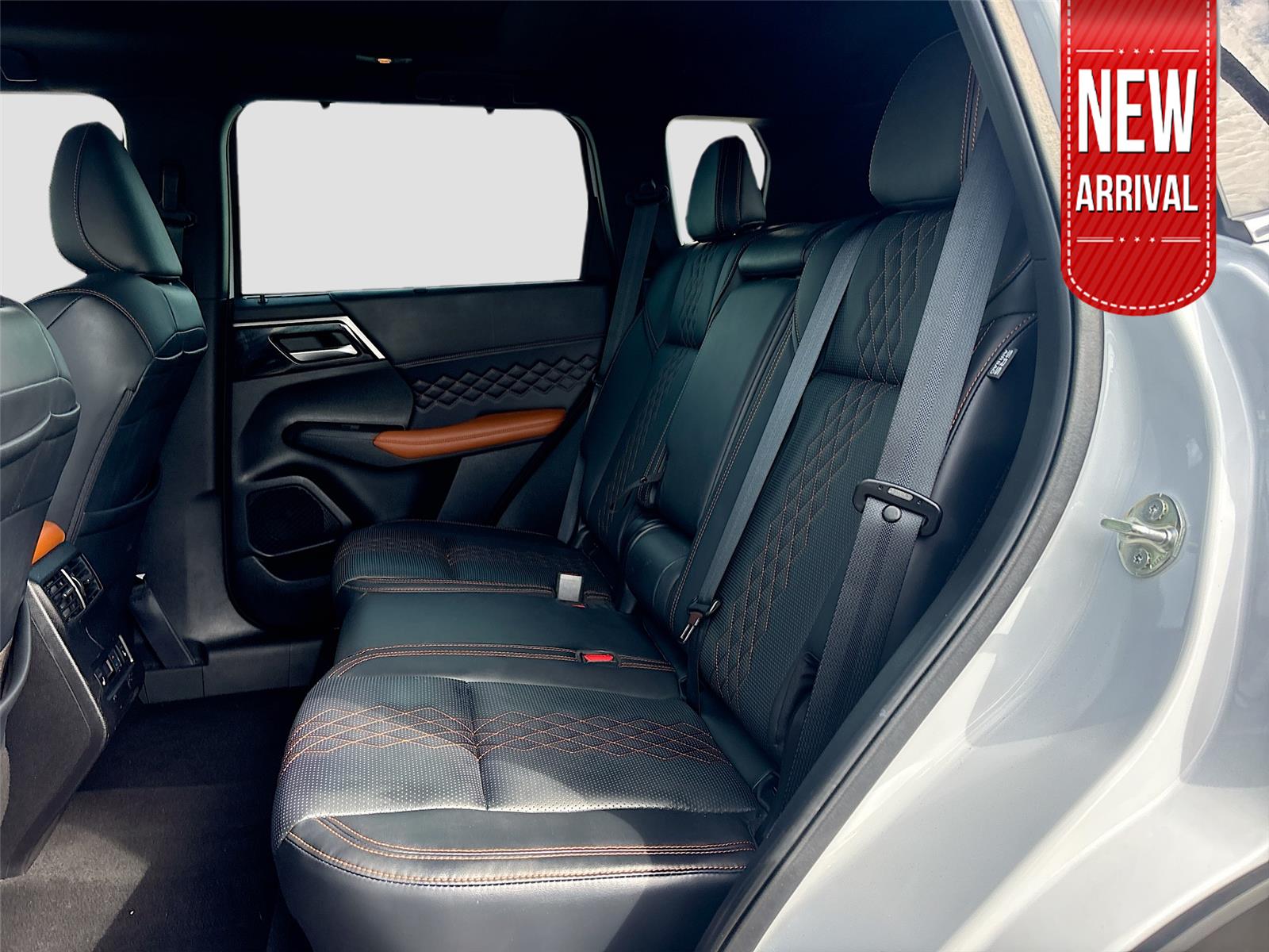 2023 Mitsubishi Outlander SEL