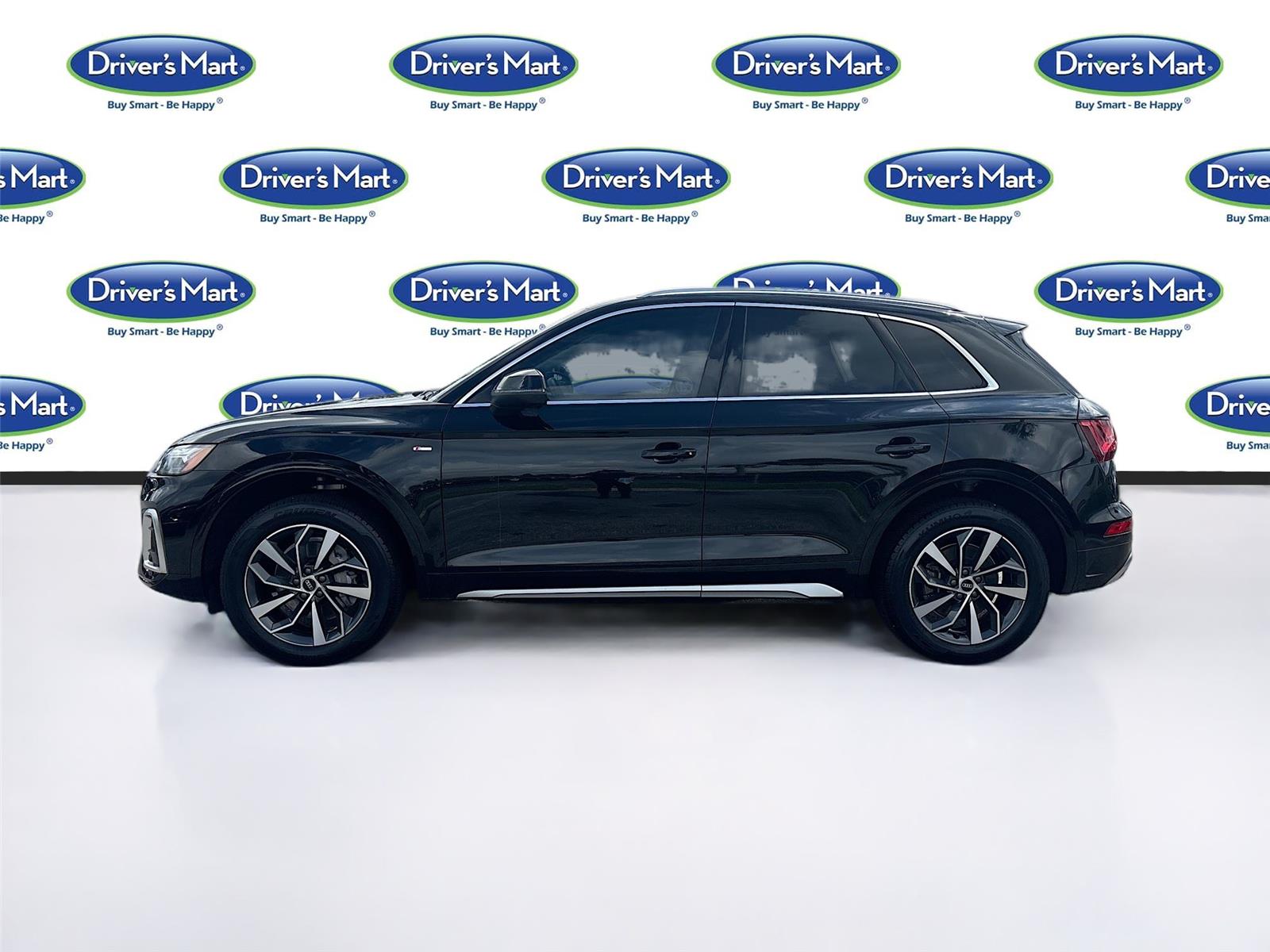2022 Audi Q5 S line Premium Plus
