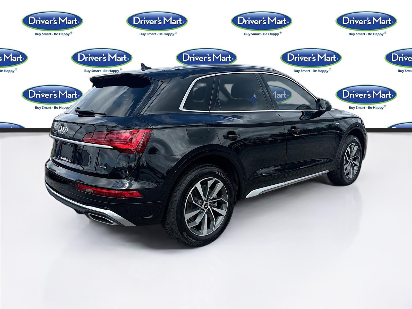 2022 Audi Q5 S line Premium Plus