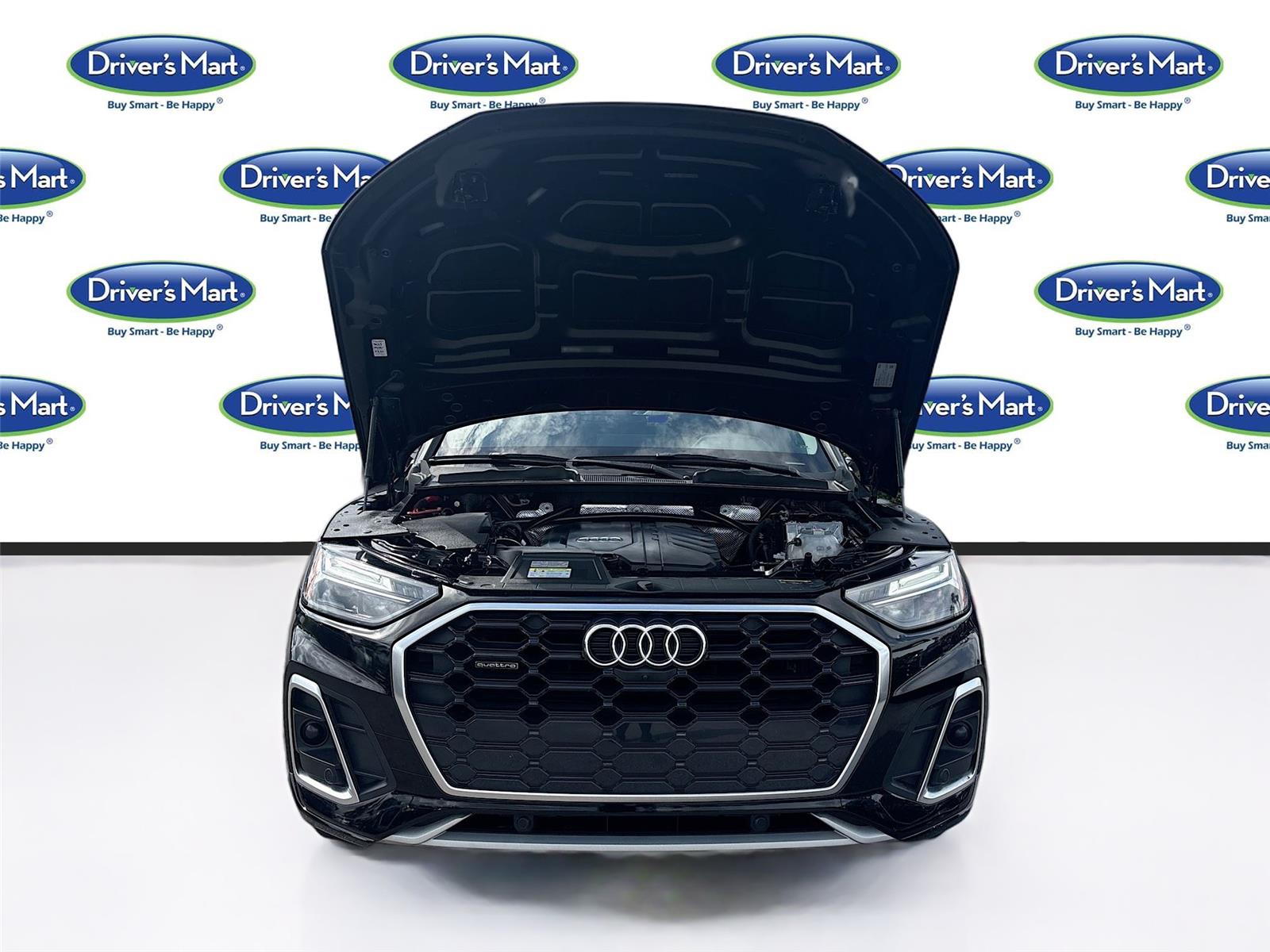 2022 Audi Q5 S line Premium Plus
