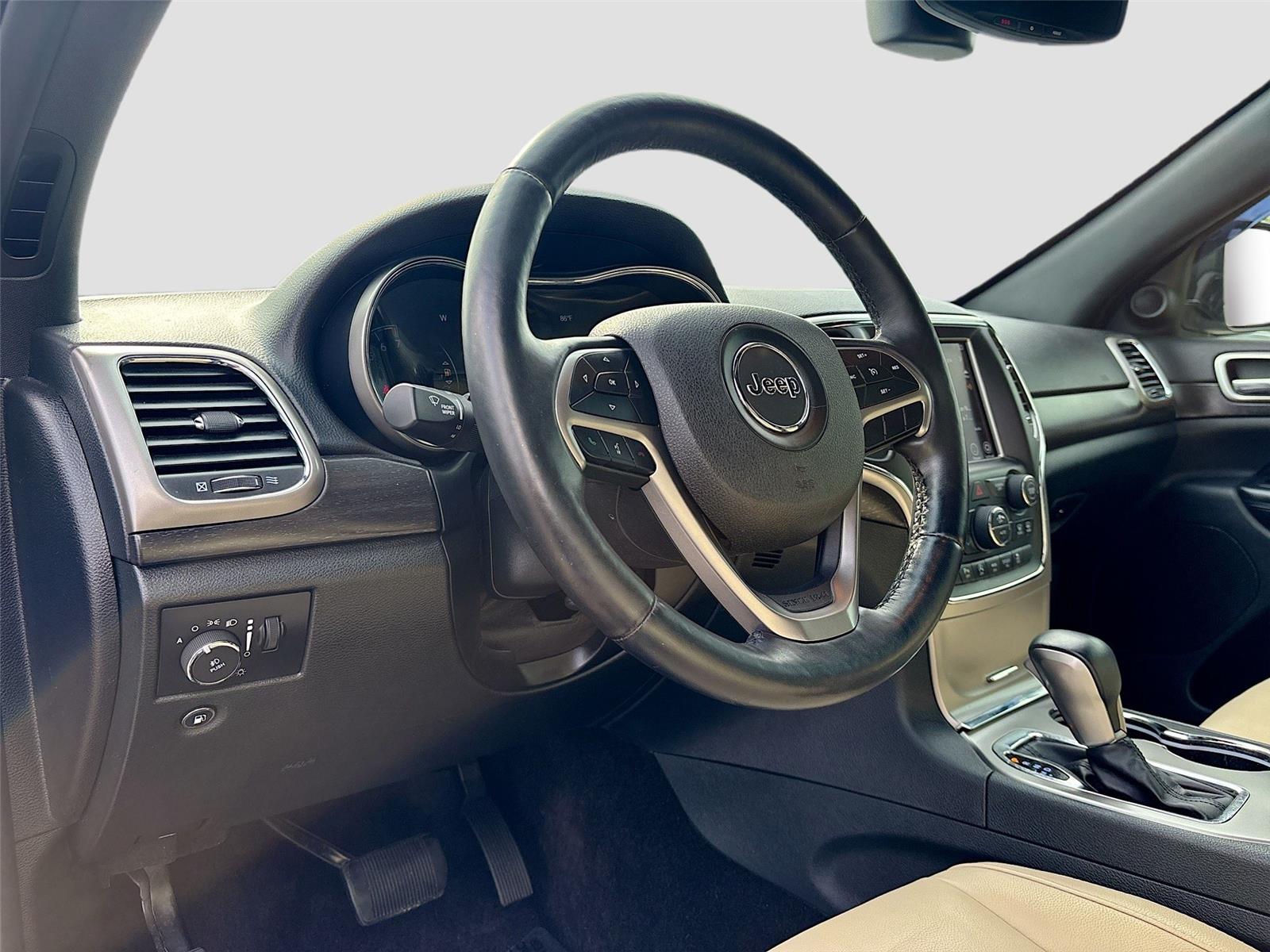 2018 Jeep Grand Cherokee Laredo E