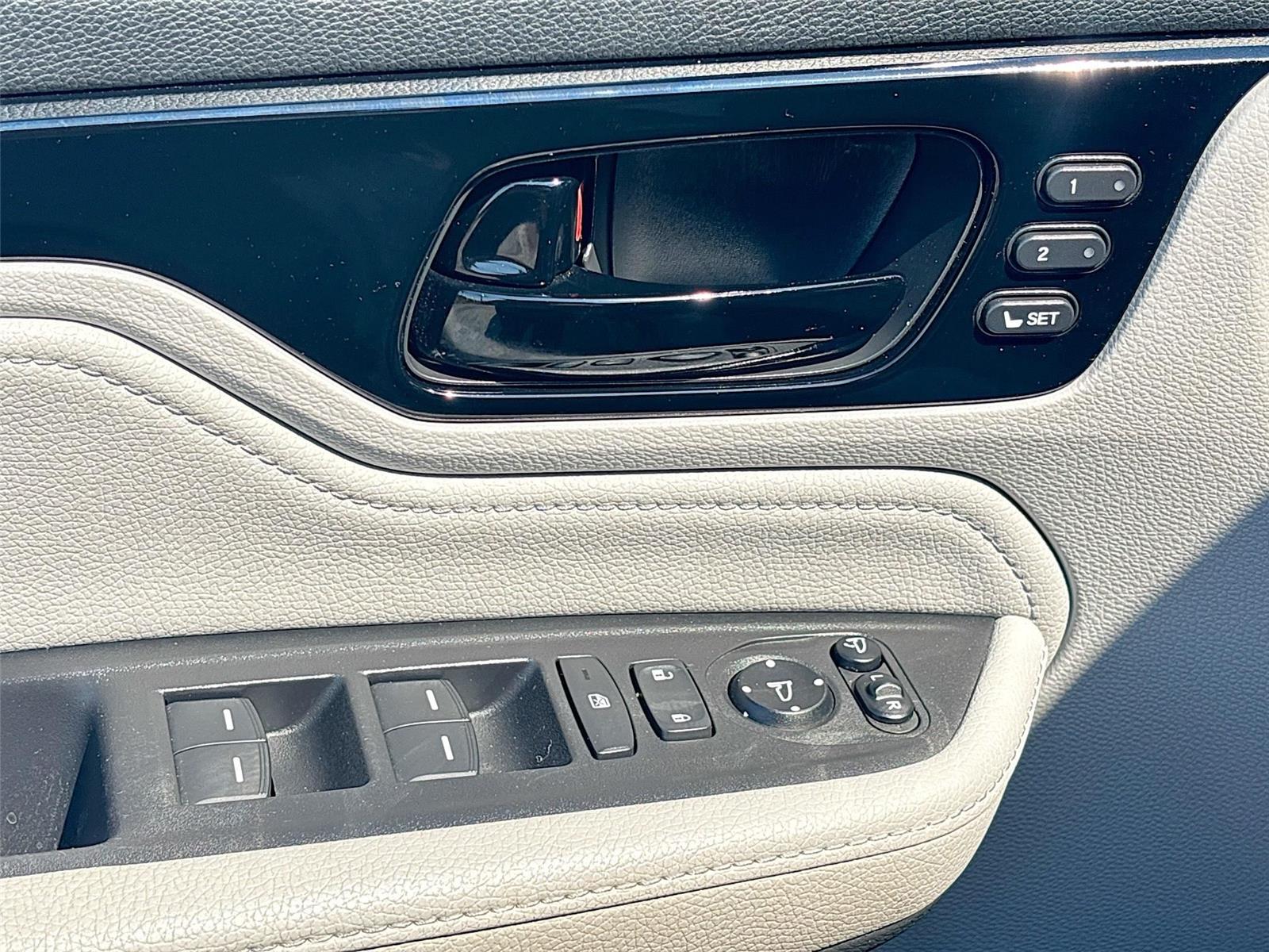 2018 Honda Odyssey Elite
