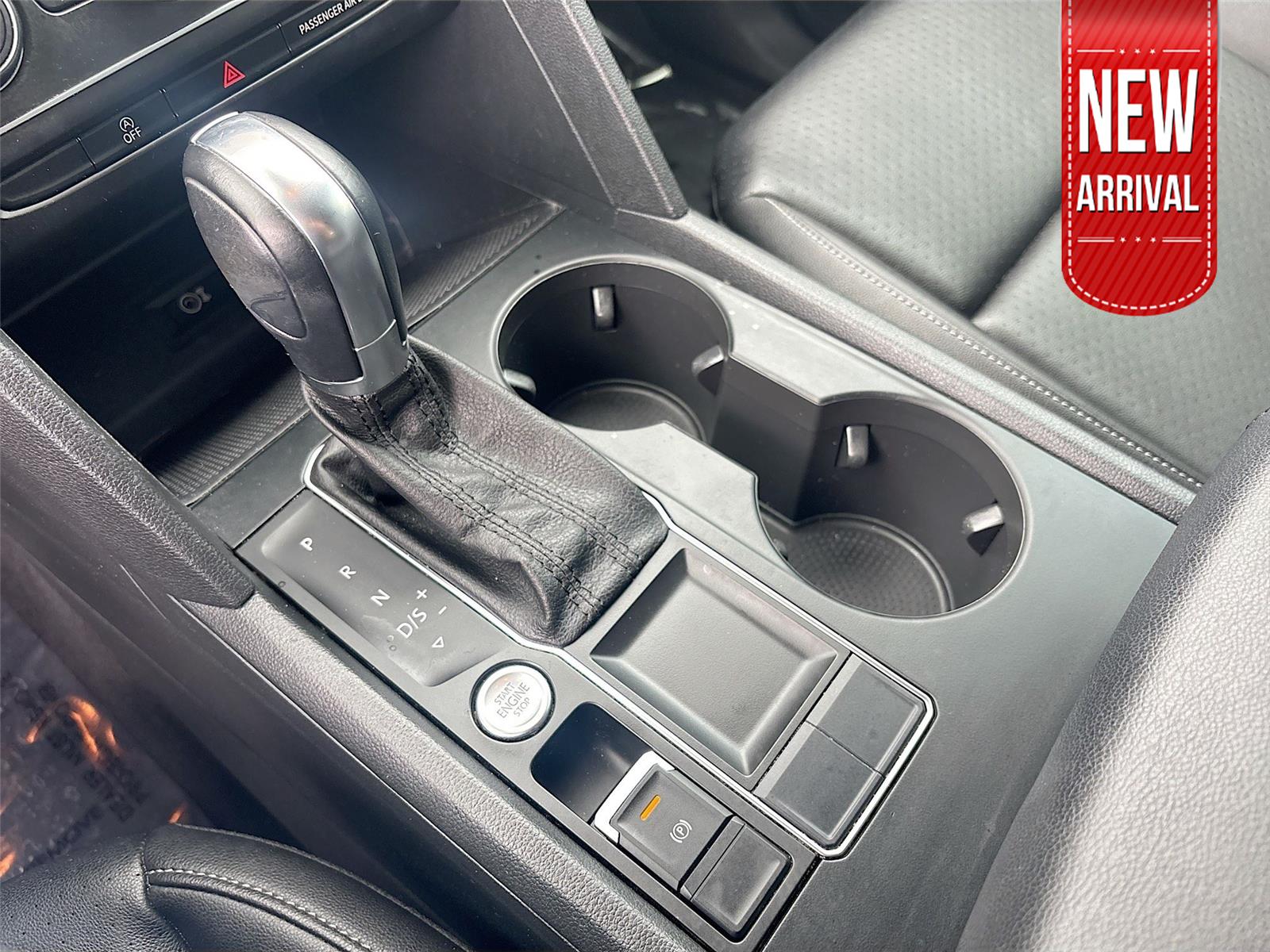 2019 Volkswagen Atlas V6 SE Technology R-Line photo 14