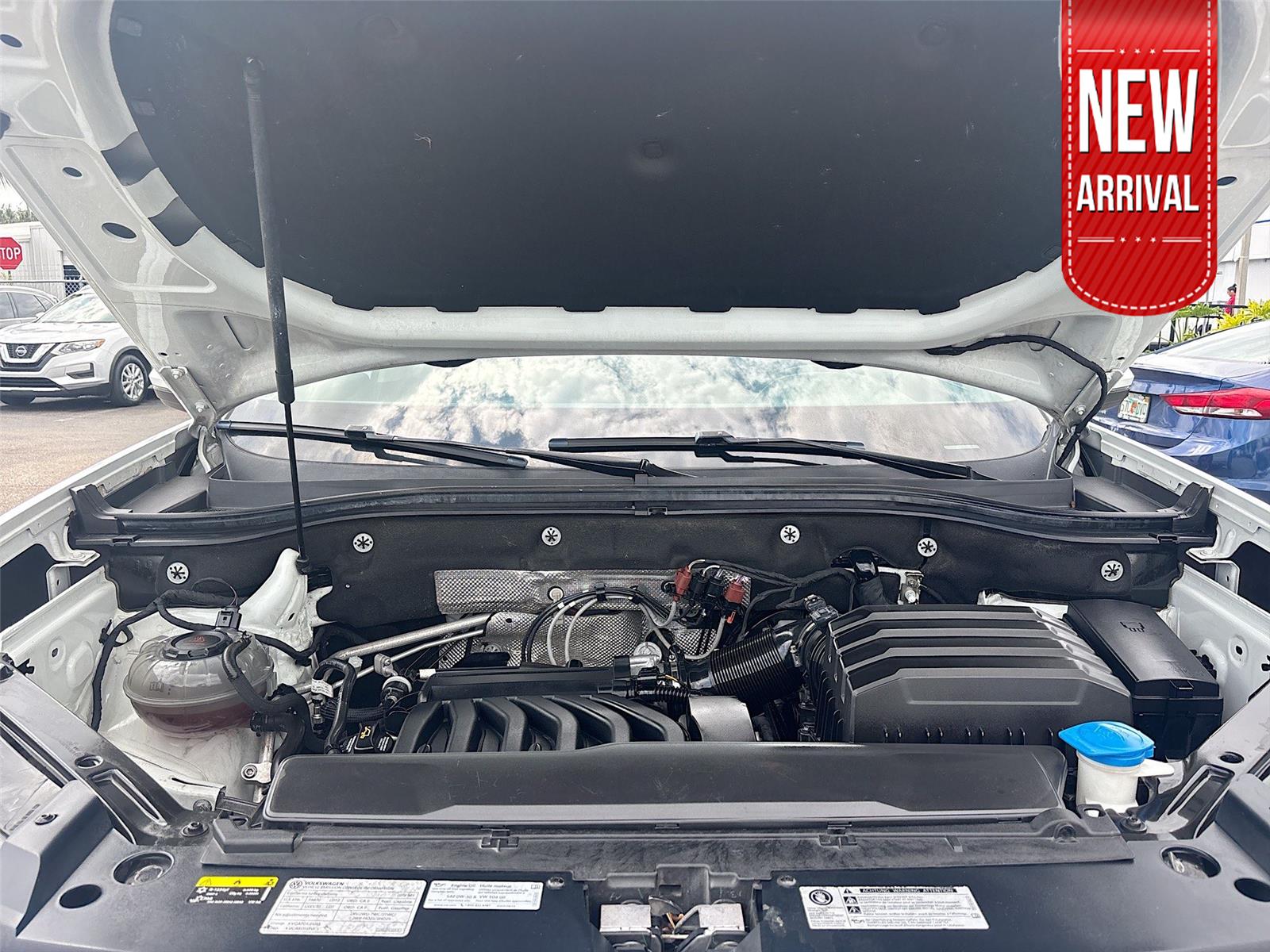 2019 Volkswagen Atlas 3.6L V6 SE w/Technology R-Line