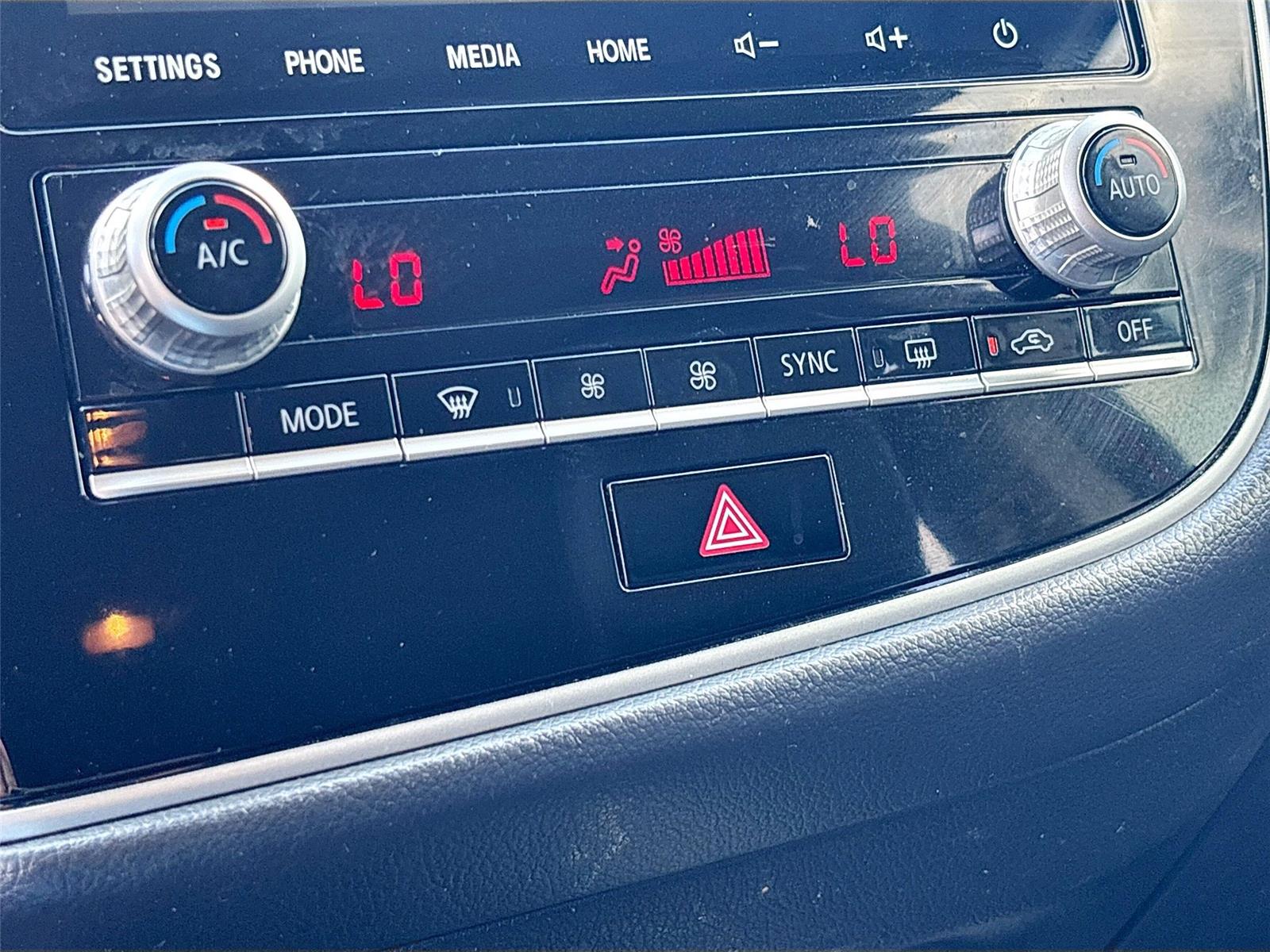 2020 Mitsubishi Outlander SEL