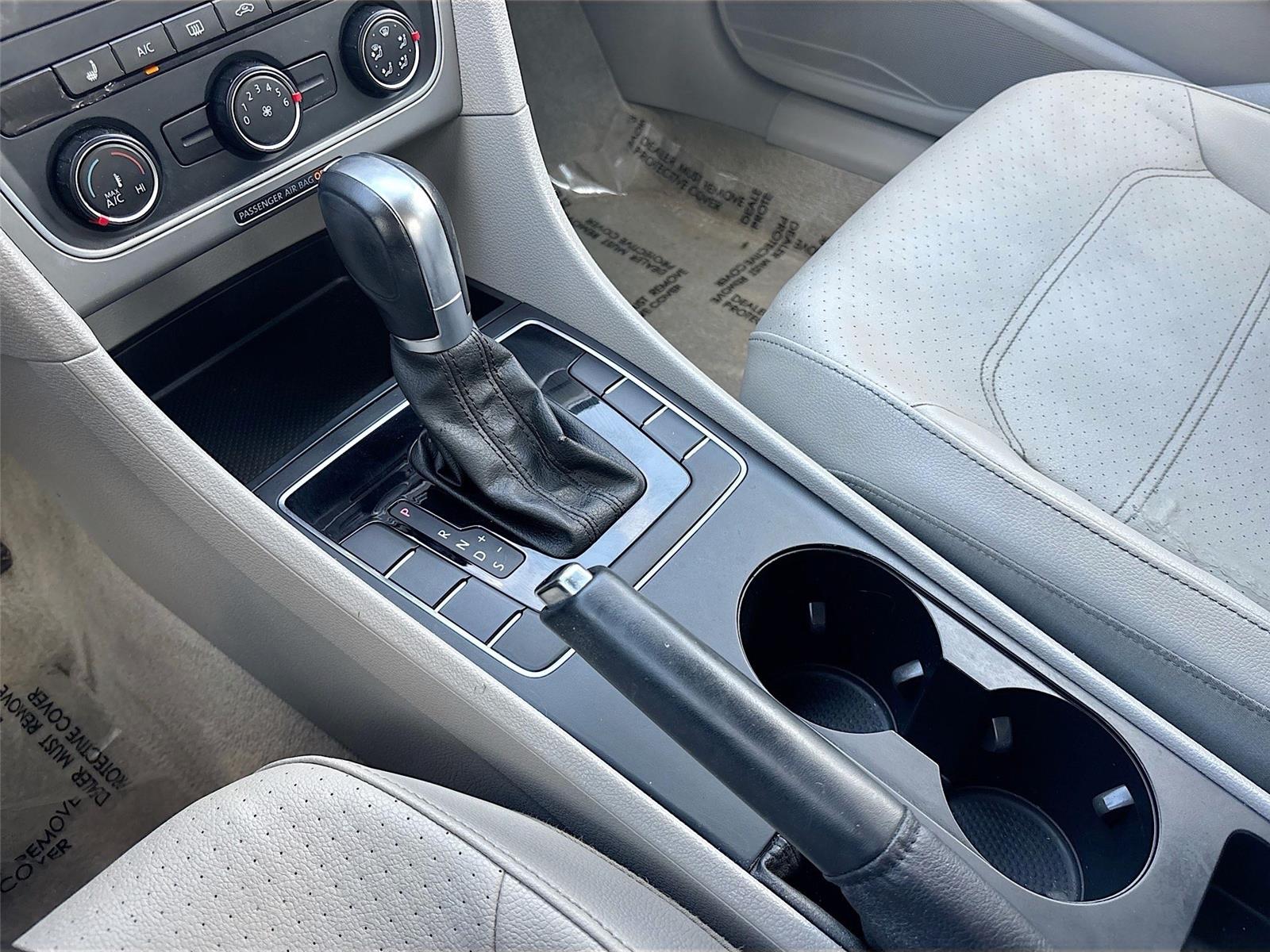 2015 Volkswagen Passat 1.8T Wolfsburg Ed