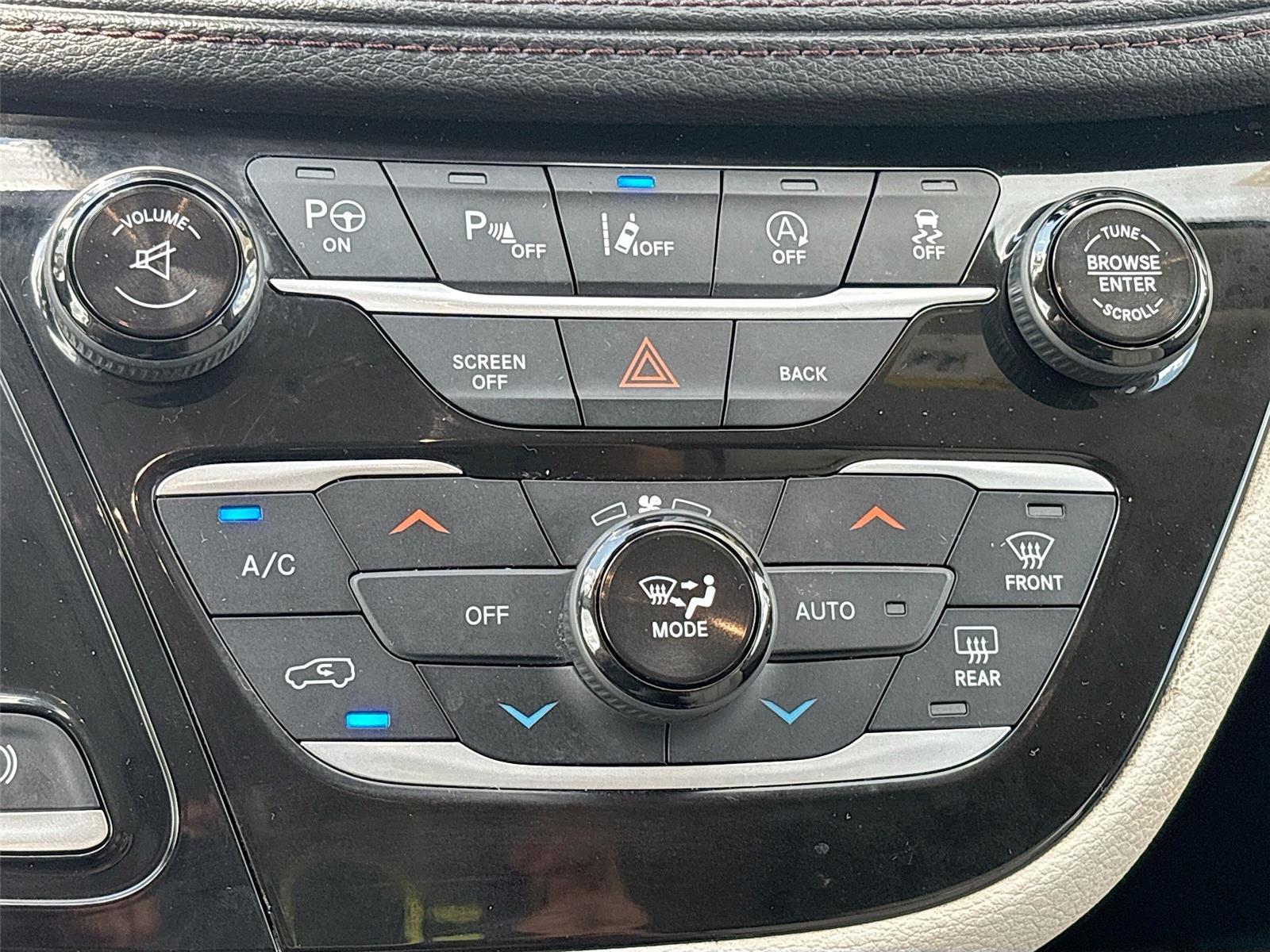 2017 Chrysler Pacifica Limited