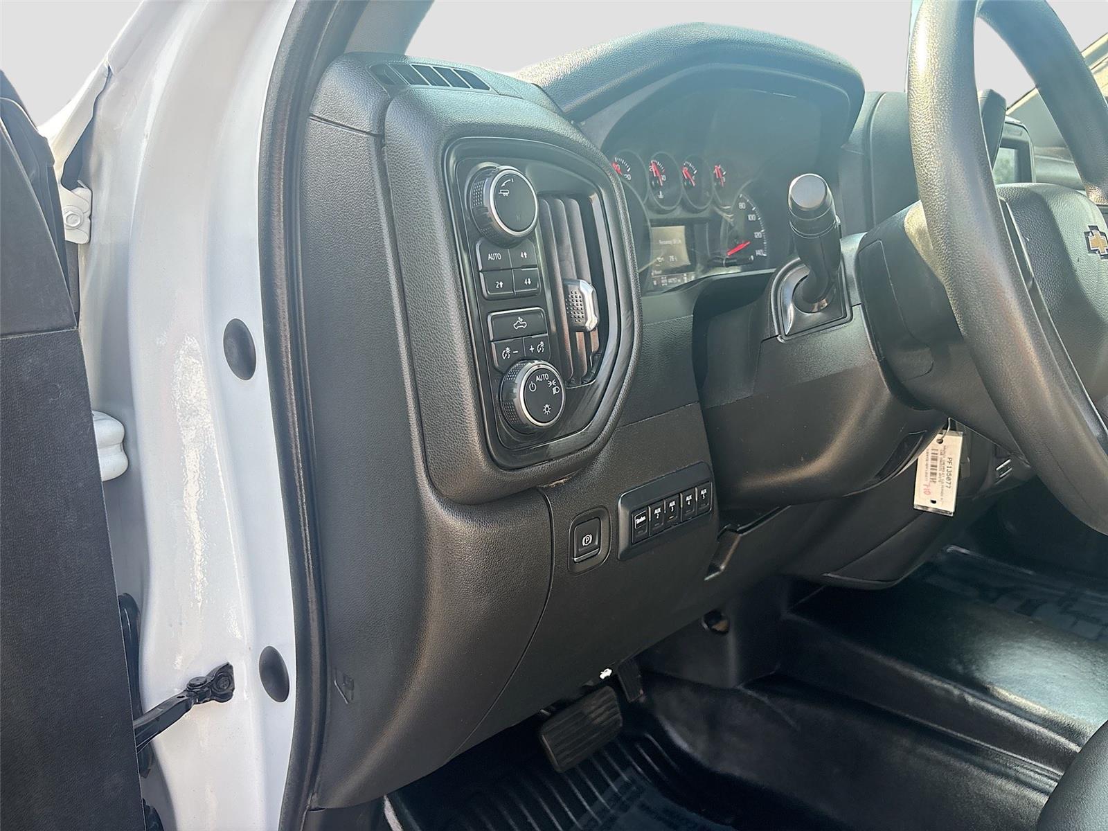 2023 Chevrolet Silverado 3500HD CC Work Truck