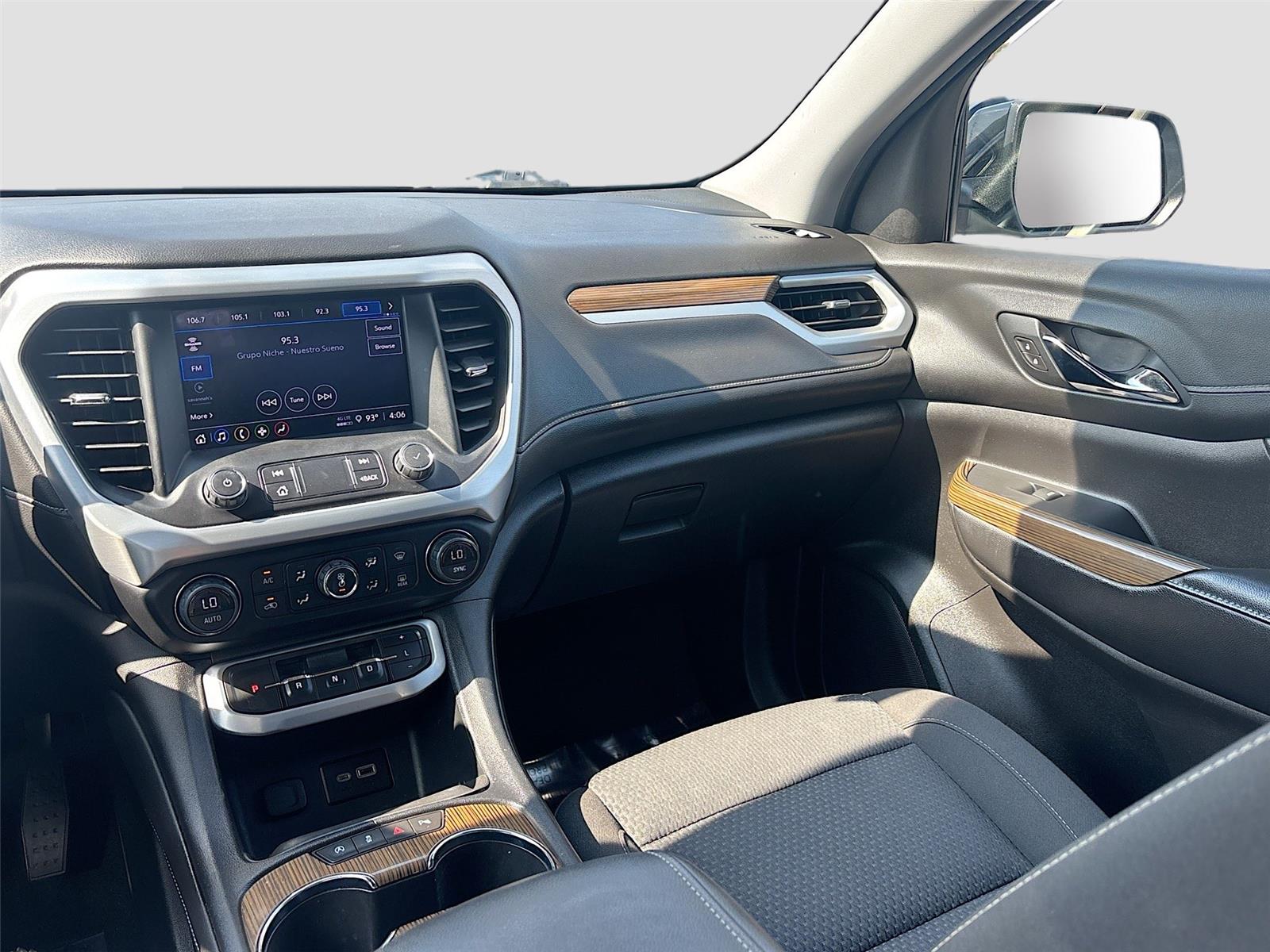 2021 GMC Acadia SLE