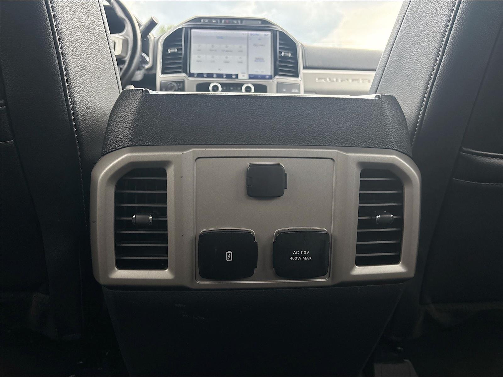 2022 Ford Super Duty F-250 SRW LARIAT