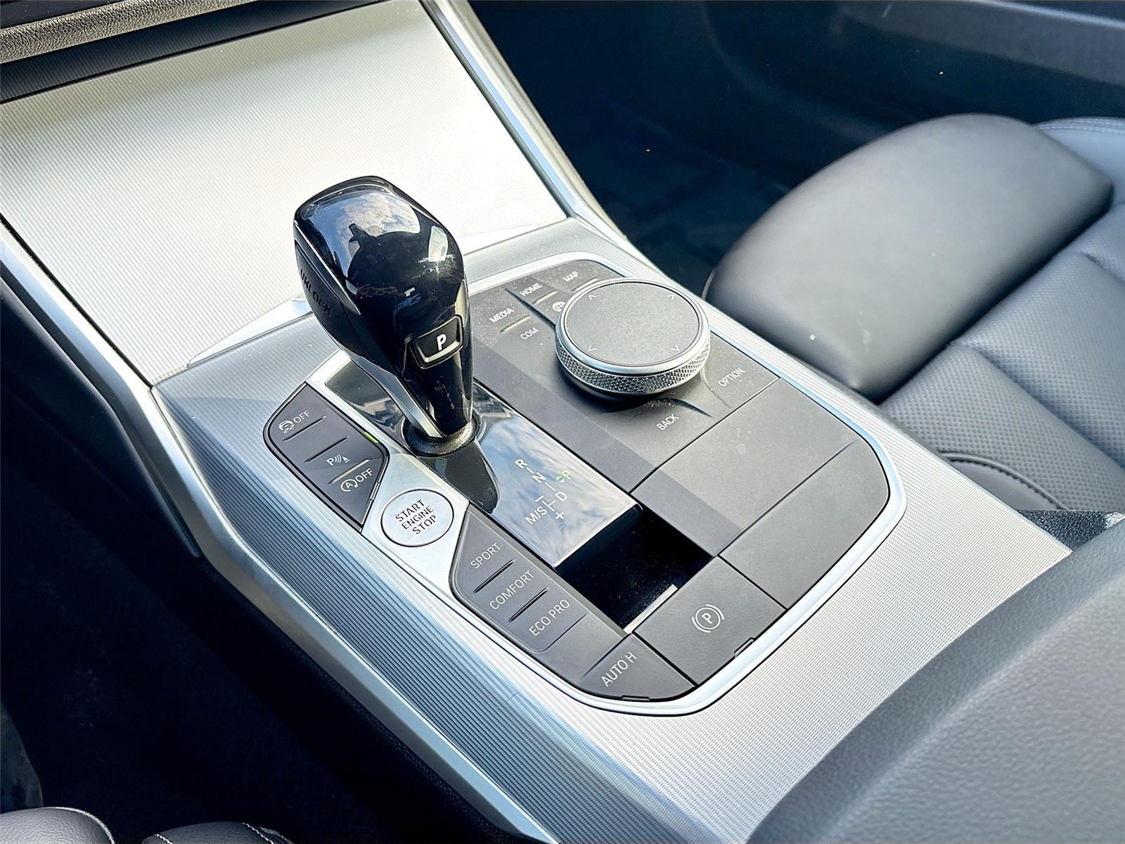 2022 BMW 3 Series 330i