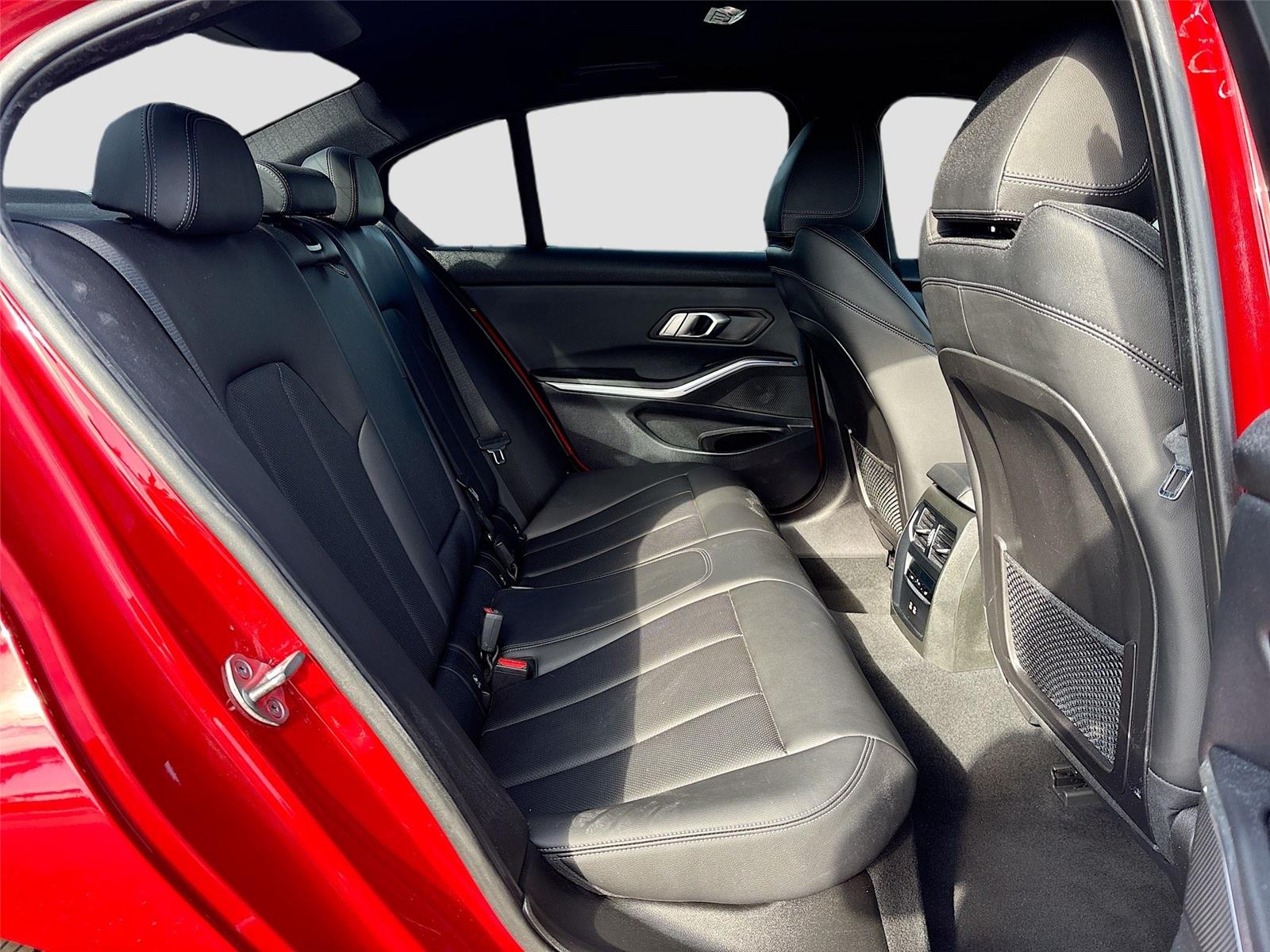 2022 BMW 3 Series 330i