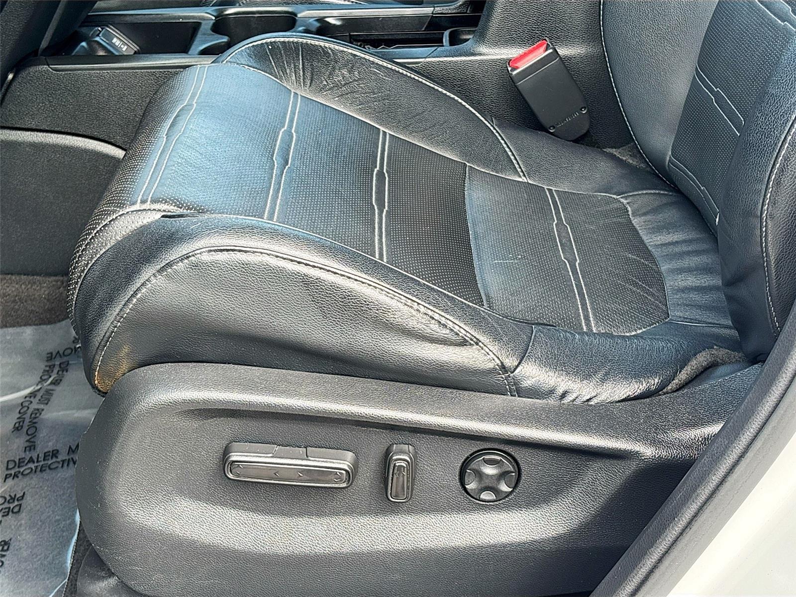 2017 Honda CR-V EX-L photo 18