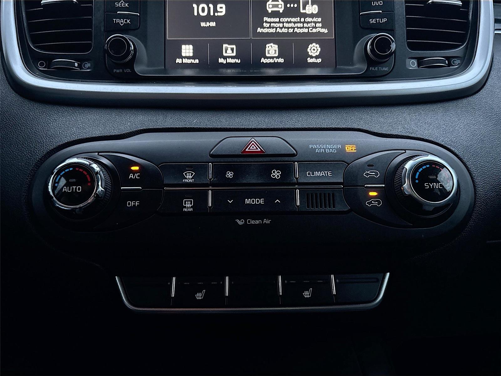 2018 Kia Sorento LX