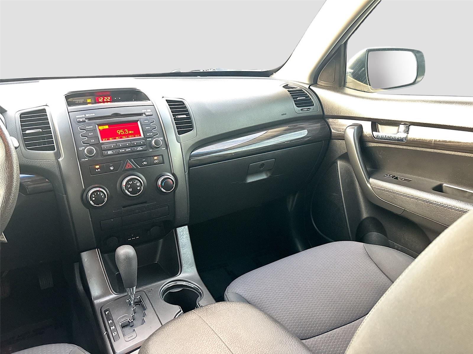 2013 Kia Sorento LX