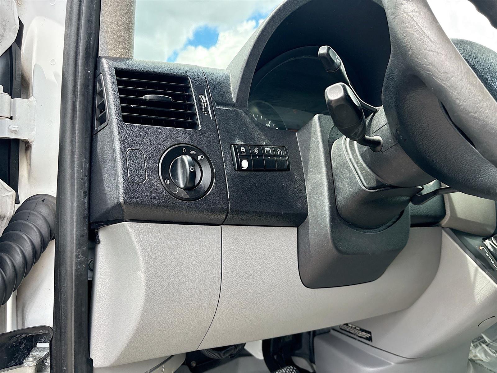 2014 Freightliner Sprinter Chassis-Cabs