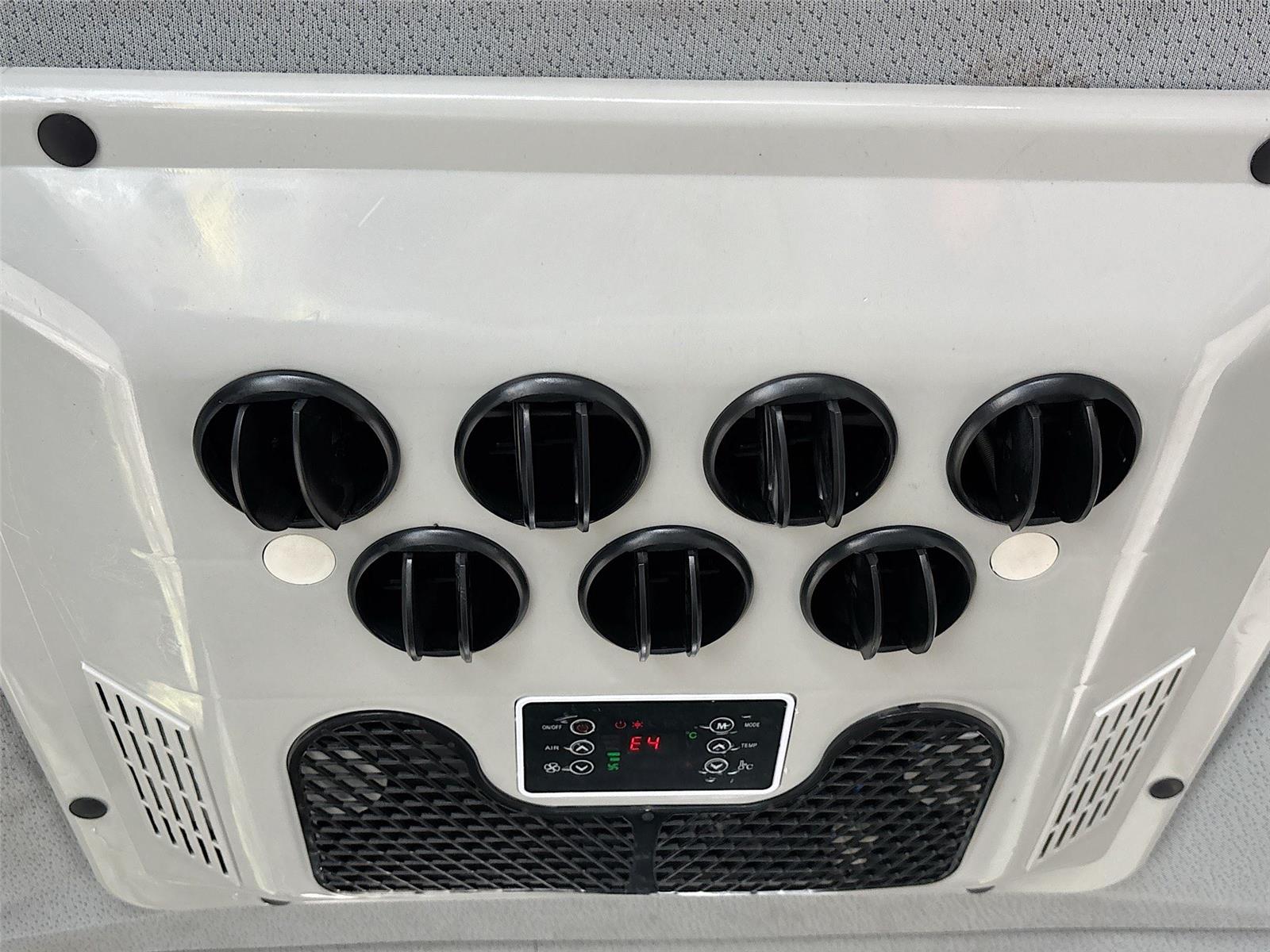 2014 Freightliner Sprinter Chassis-Cabs