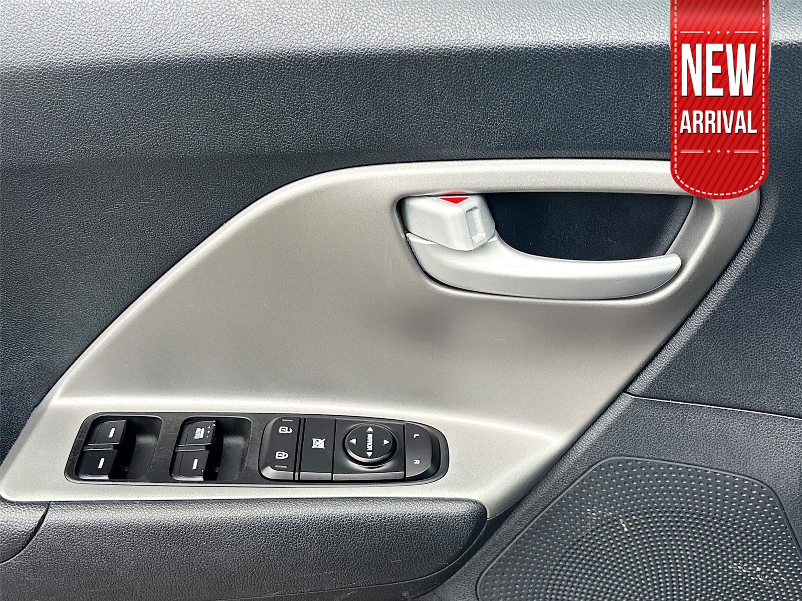2017 Kia Niro LX