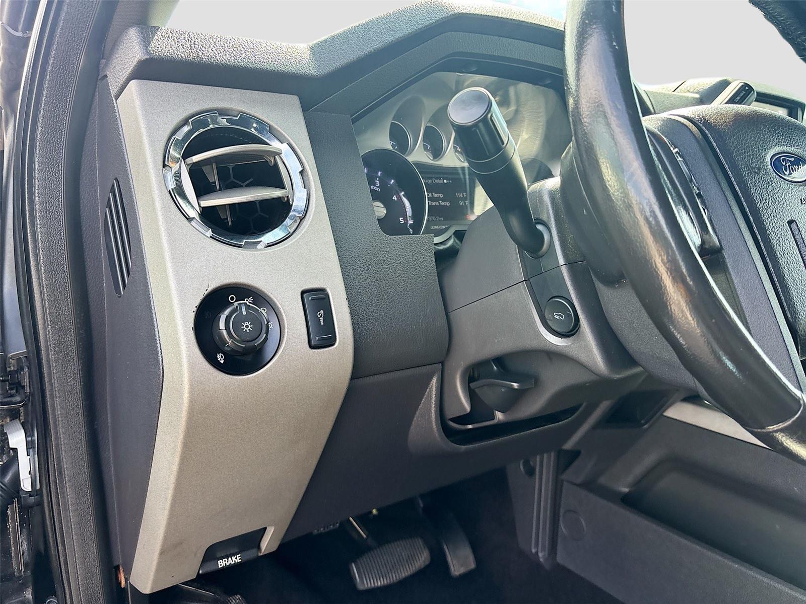 2016 Ford Super Duty F-250 SRW Lariat