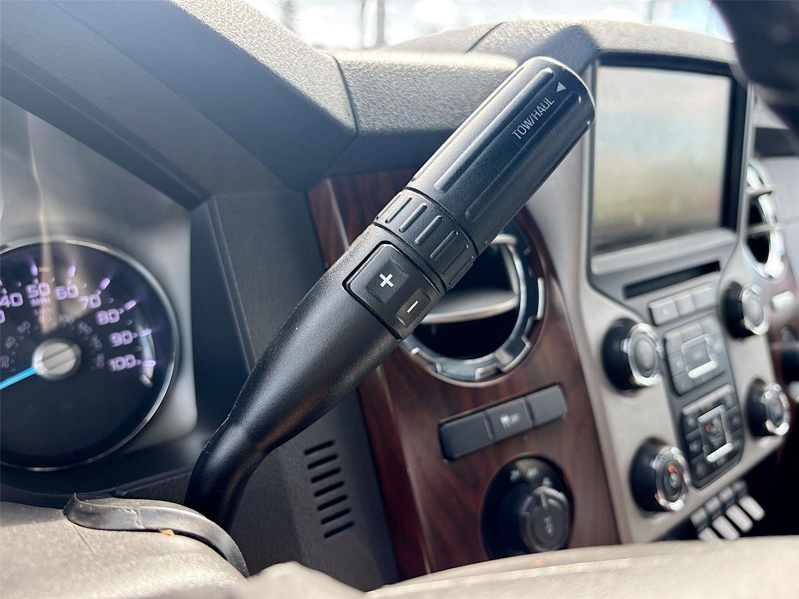 2016 Ford Super Duty F-250 SRW Lariat