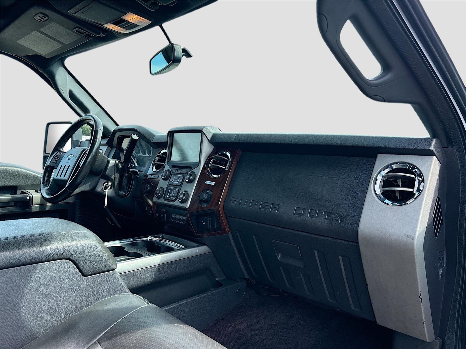 2016 Ford Super Duty F-250 SRW Lariat