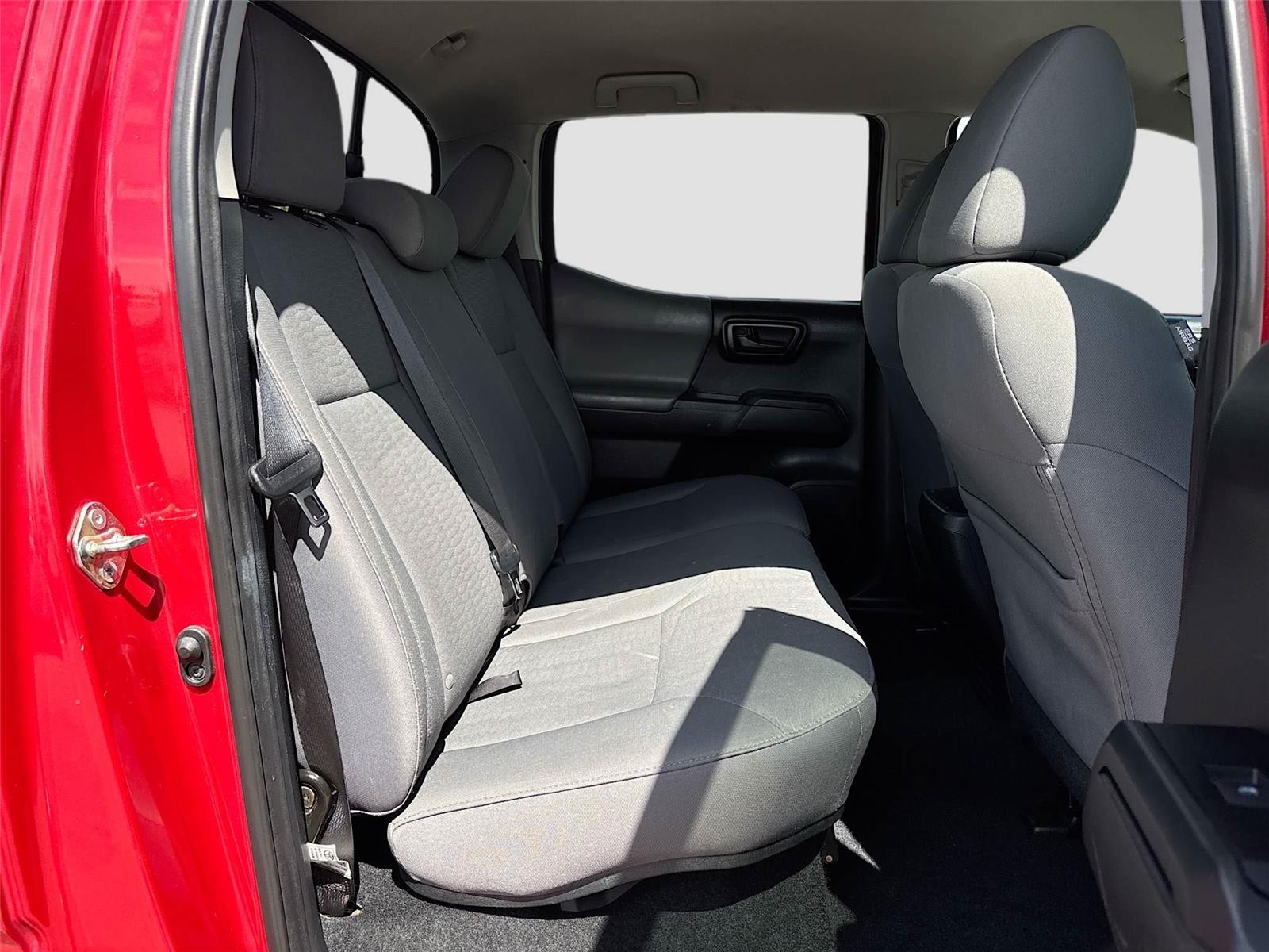 2019 Toyota Tacoma SR