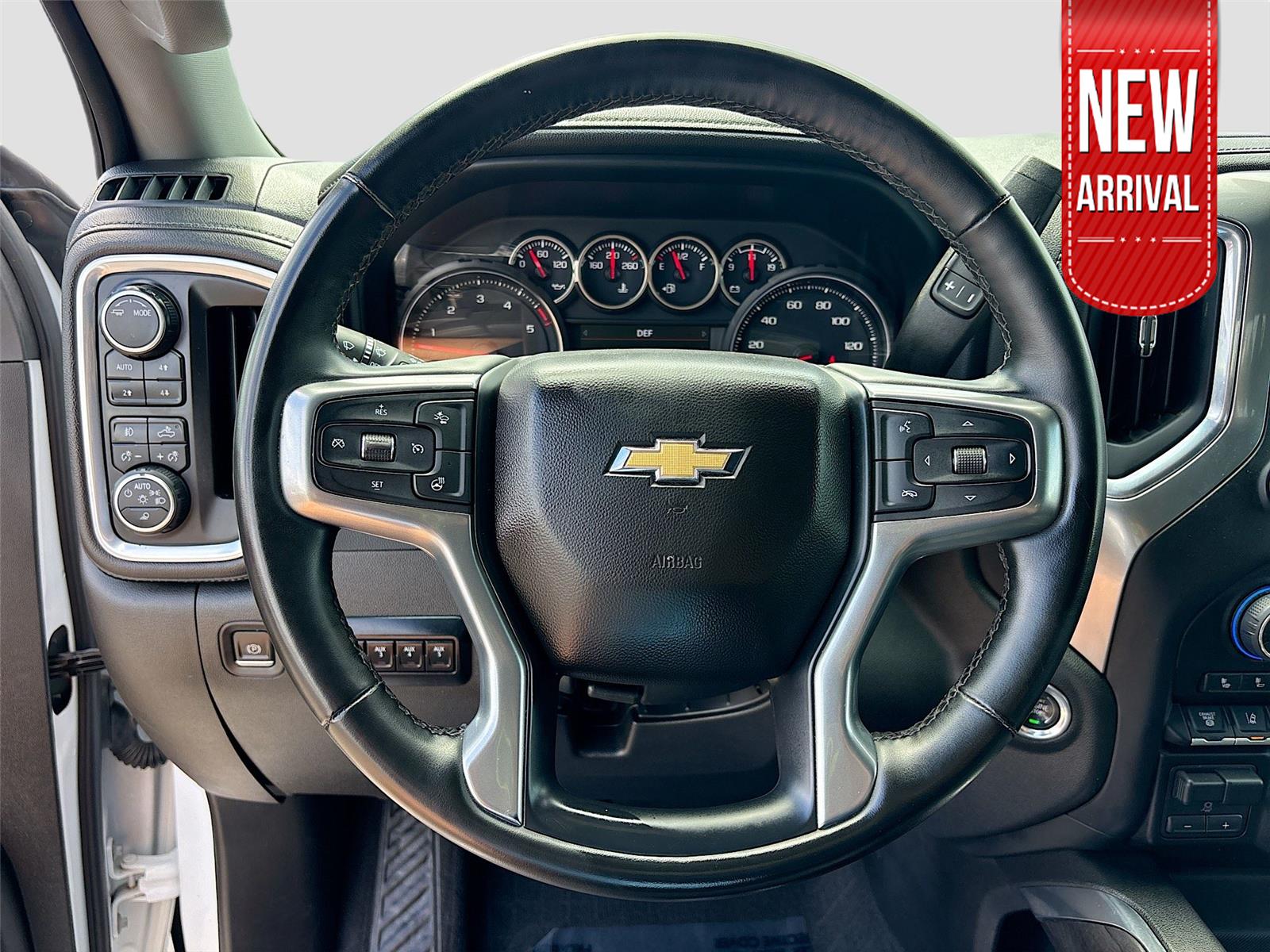 2023 Chevrolet Silverado 2500HD LTZ photo 11