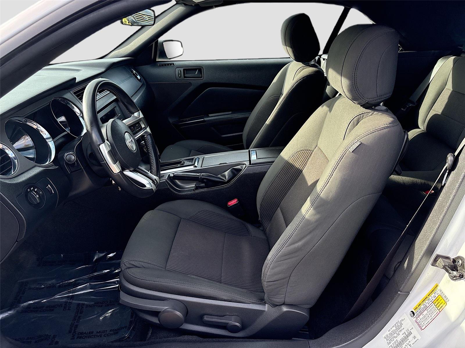 2014 Ford Mustang V6