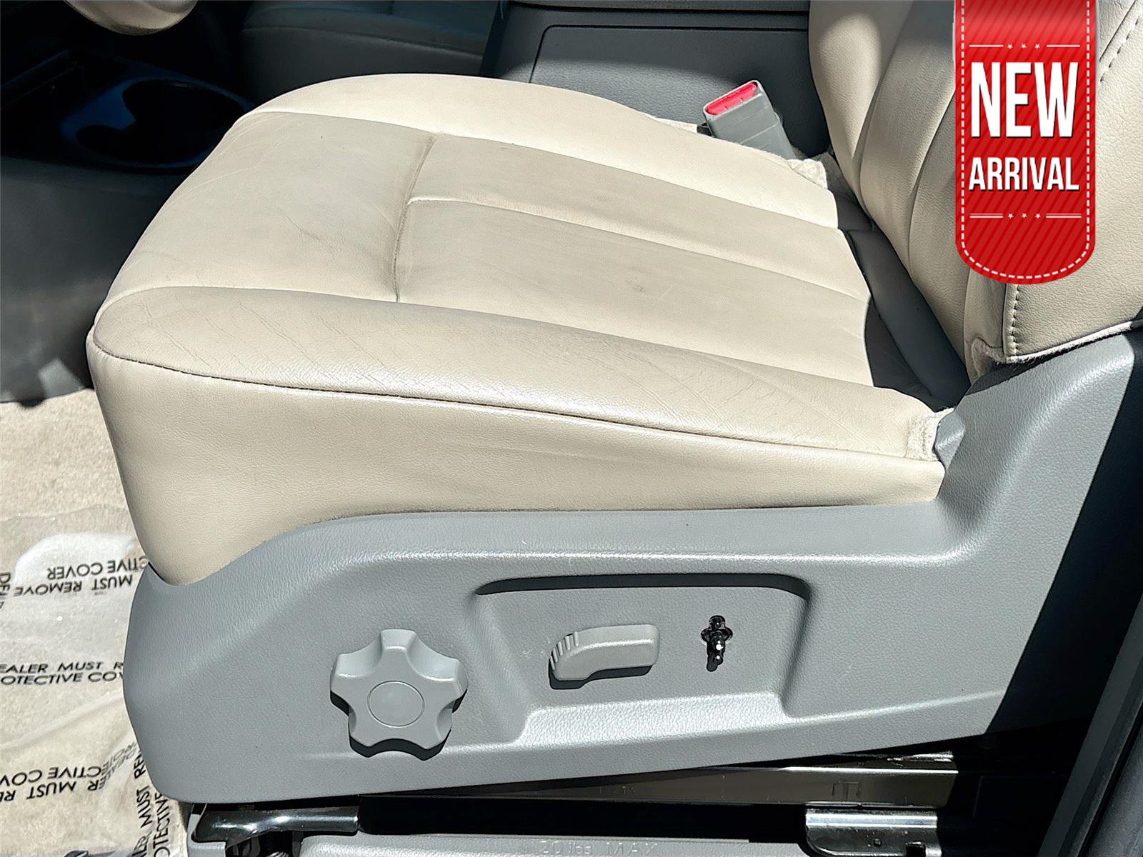 2016 Nissan NVP SL