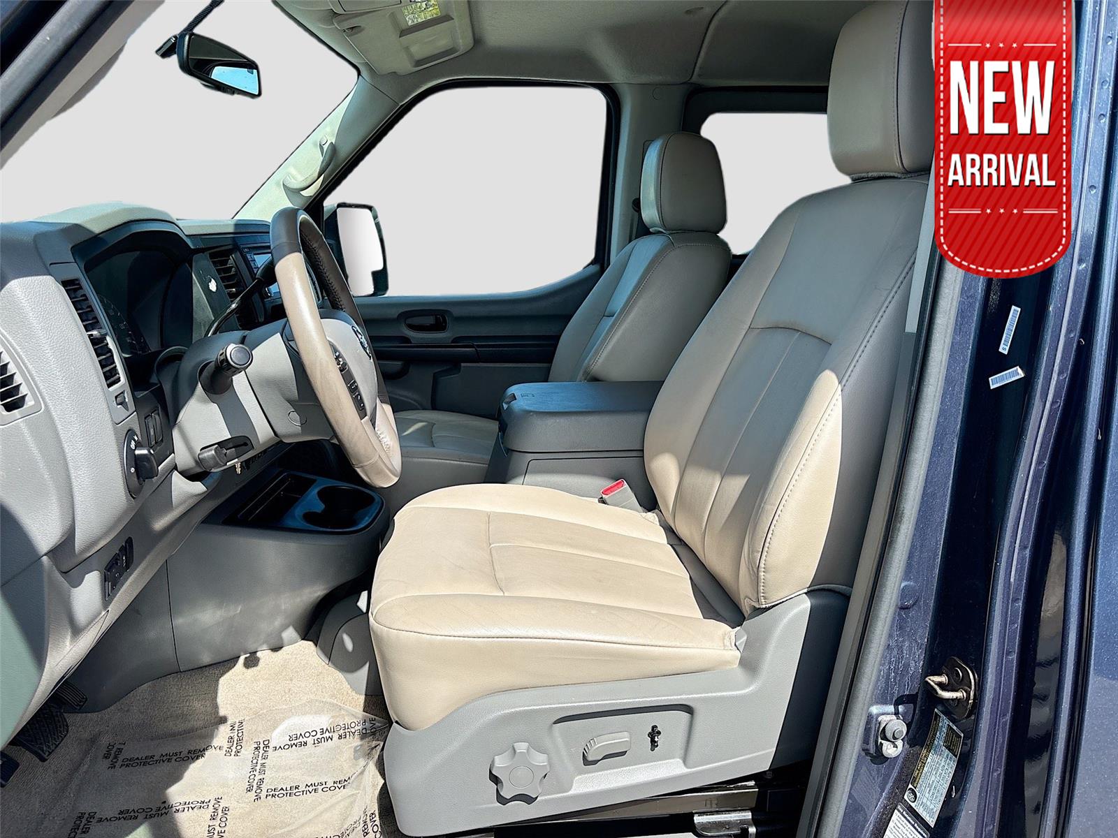 2016 Nissan NVP SL