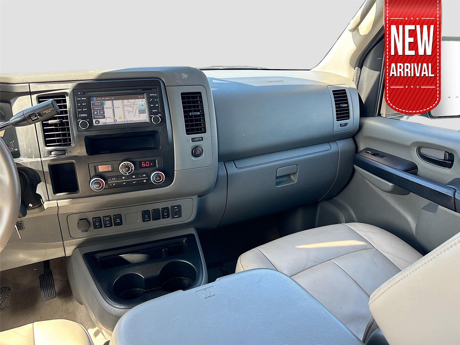2016 Nissan NVP SL