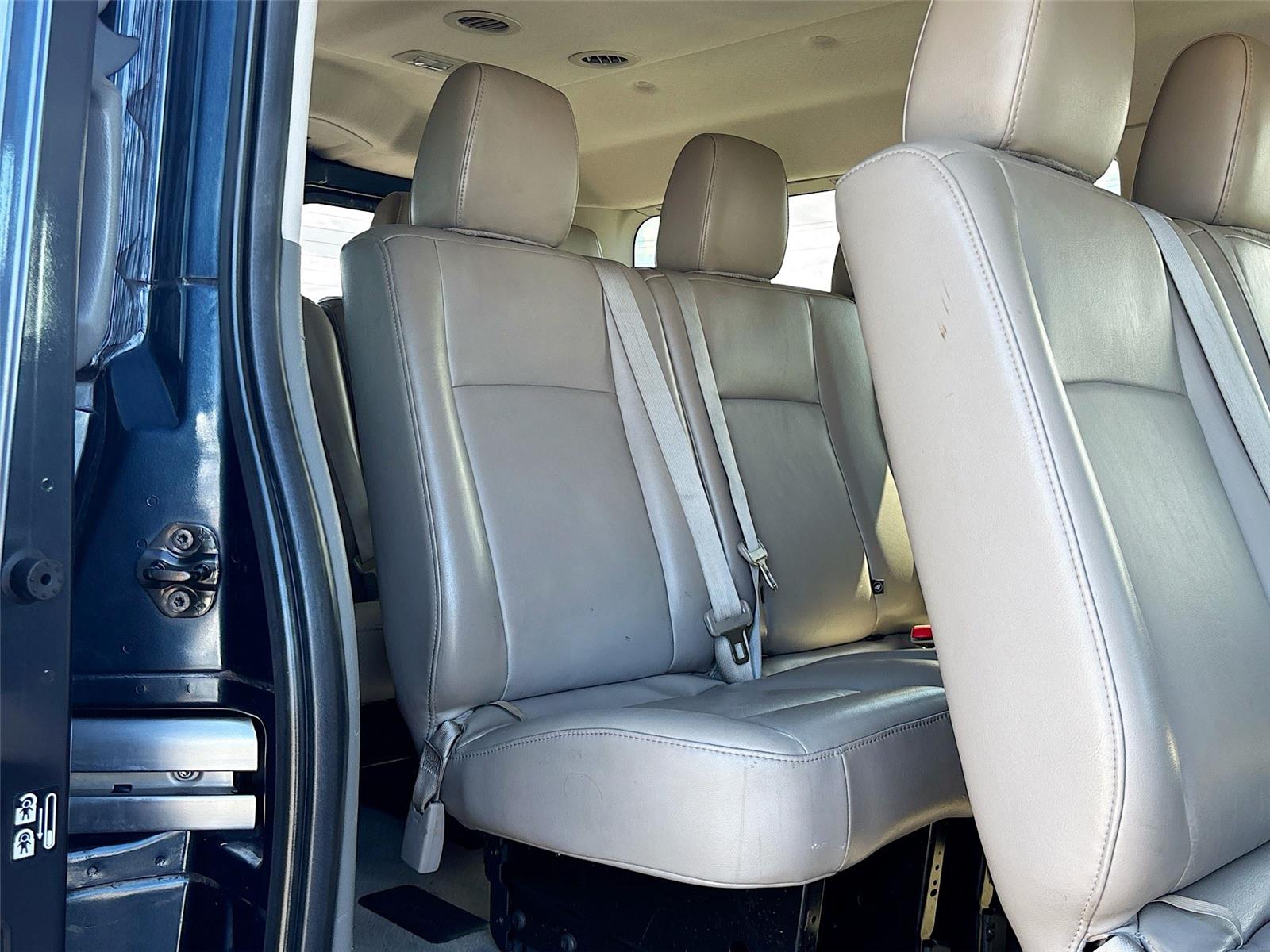 2016 Nissan NVP SL