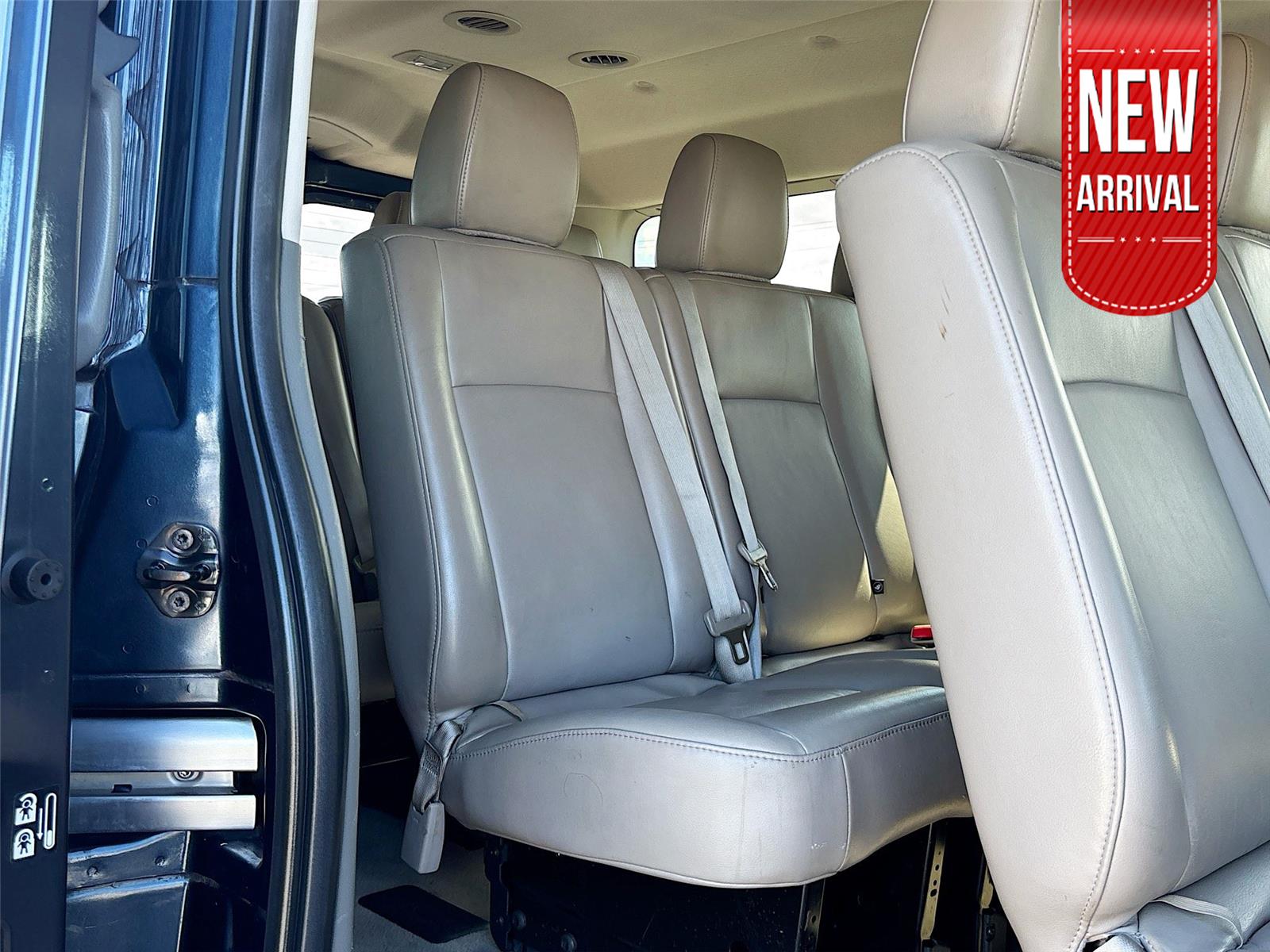 2016 Nissan NVP SL