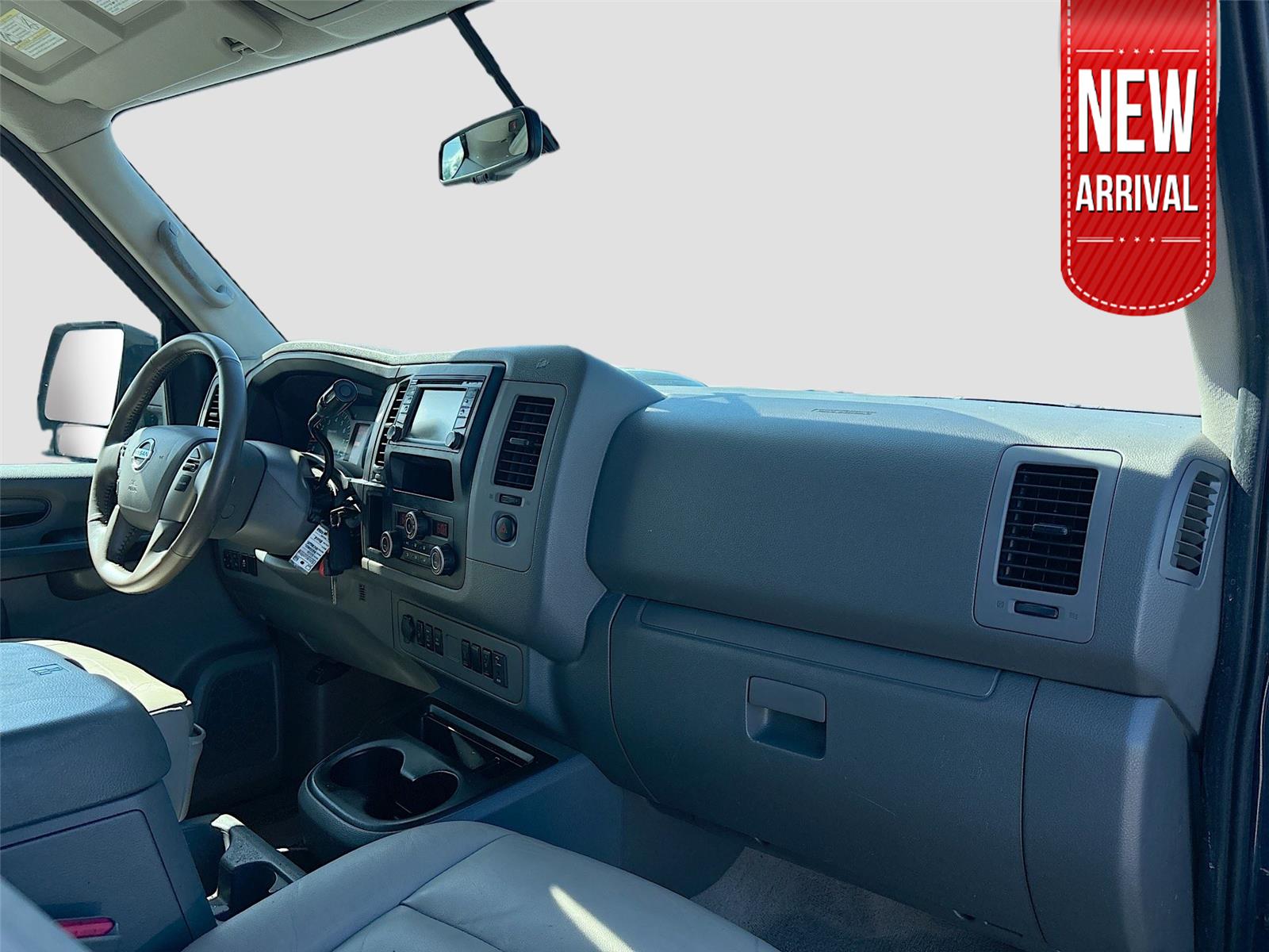 2016 Nissan NVP SL