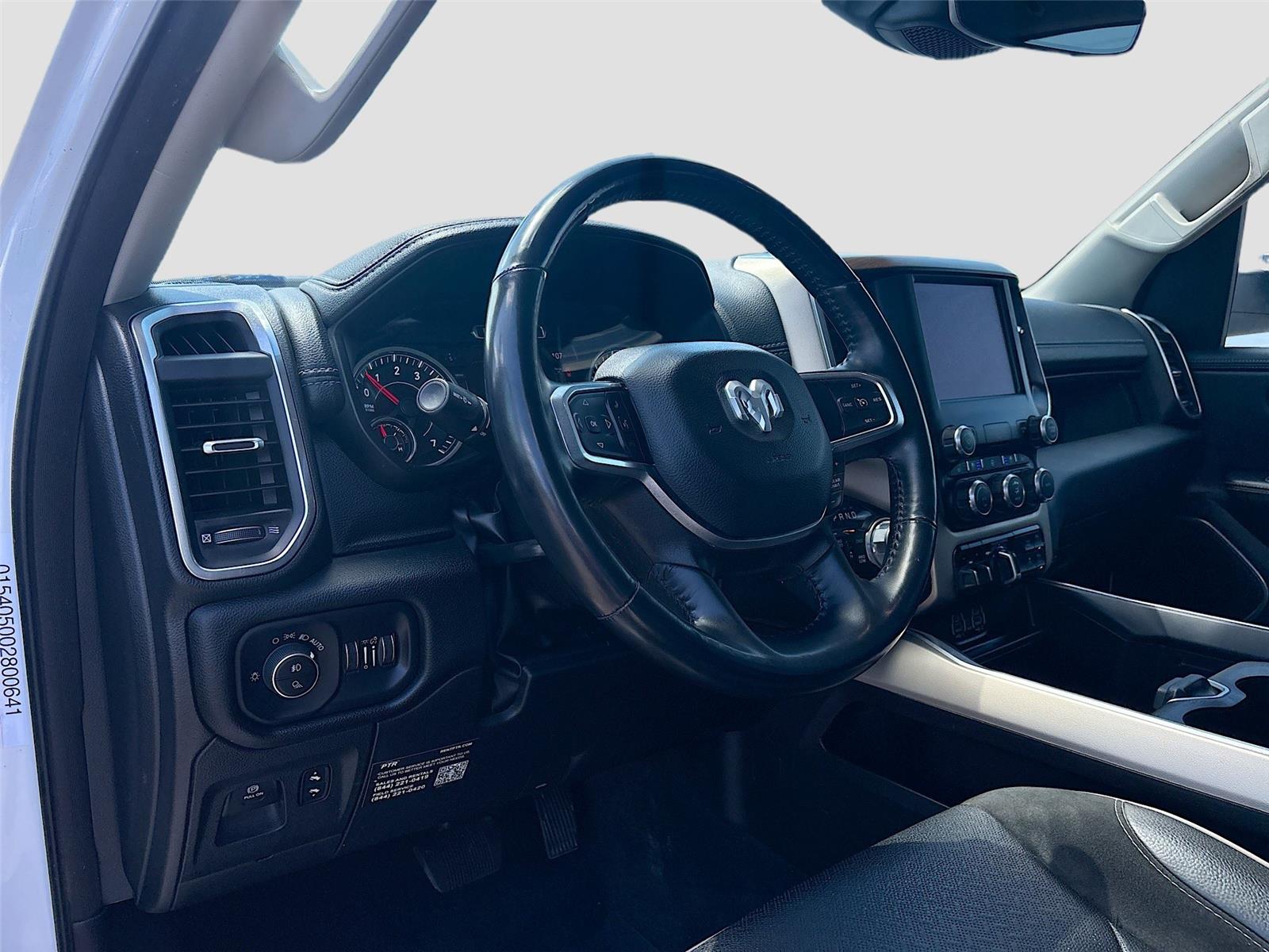 2022 Ram 1500 Laramie photo 6