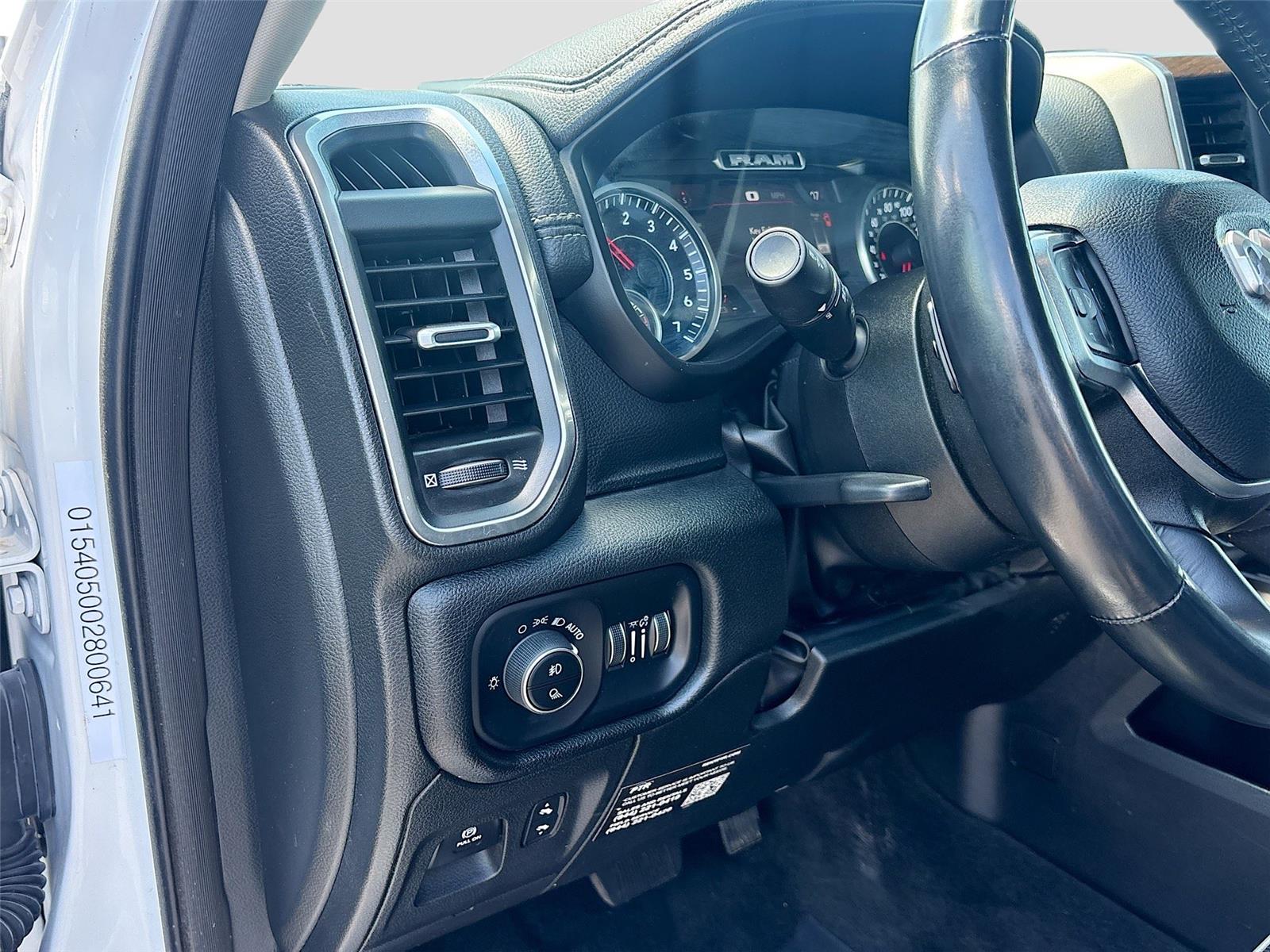 2022 Ram 1500 Laramie photo 7