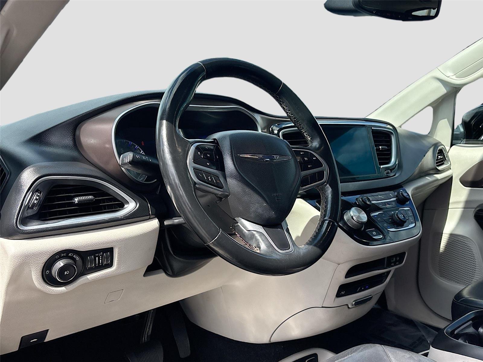 2018 Chrysler Pacifica Touring L Plus