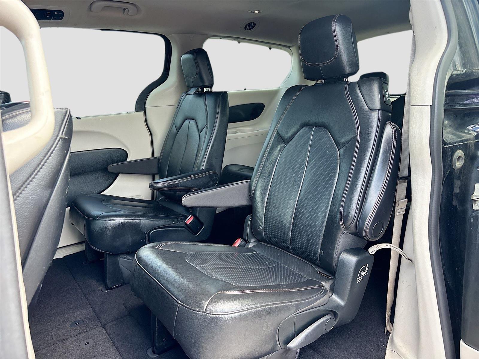 2018 Chrysler Pacifica Touring L Plus