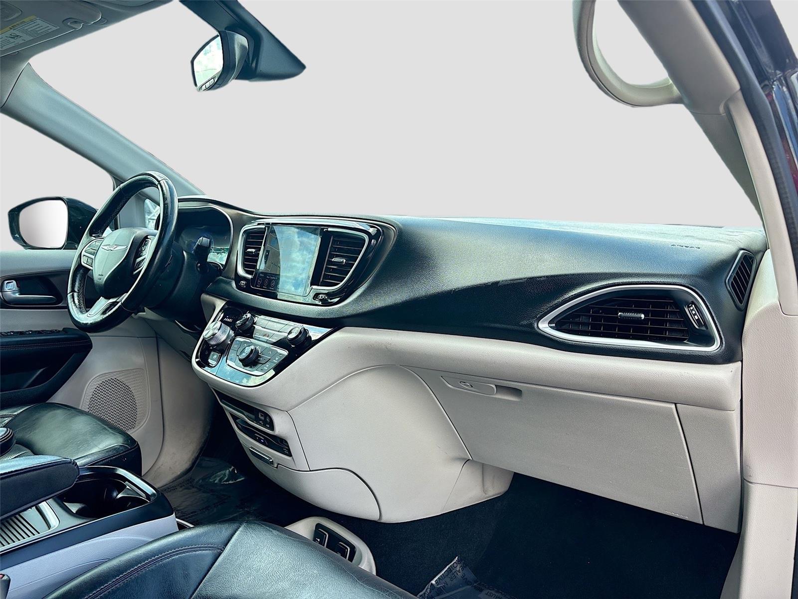 2018 Chrysler Pacifica Touring L Plus