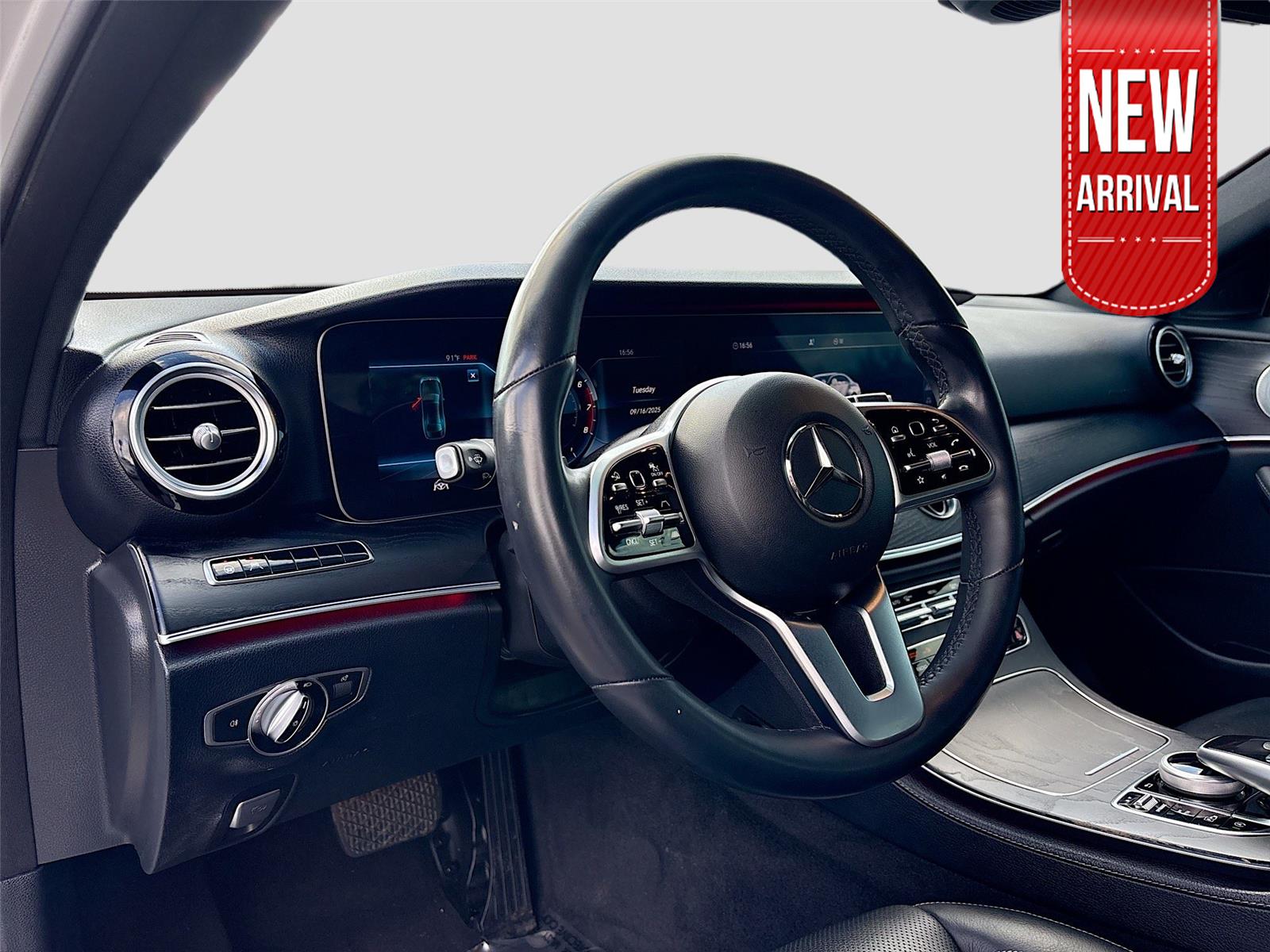 2019 Mercedes Benz E 450 photo 9
