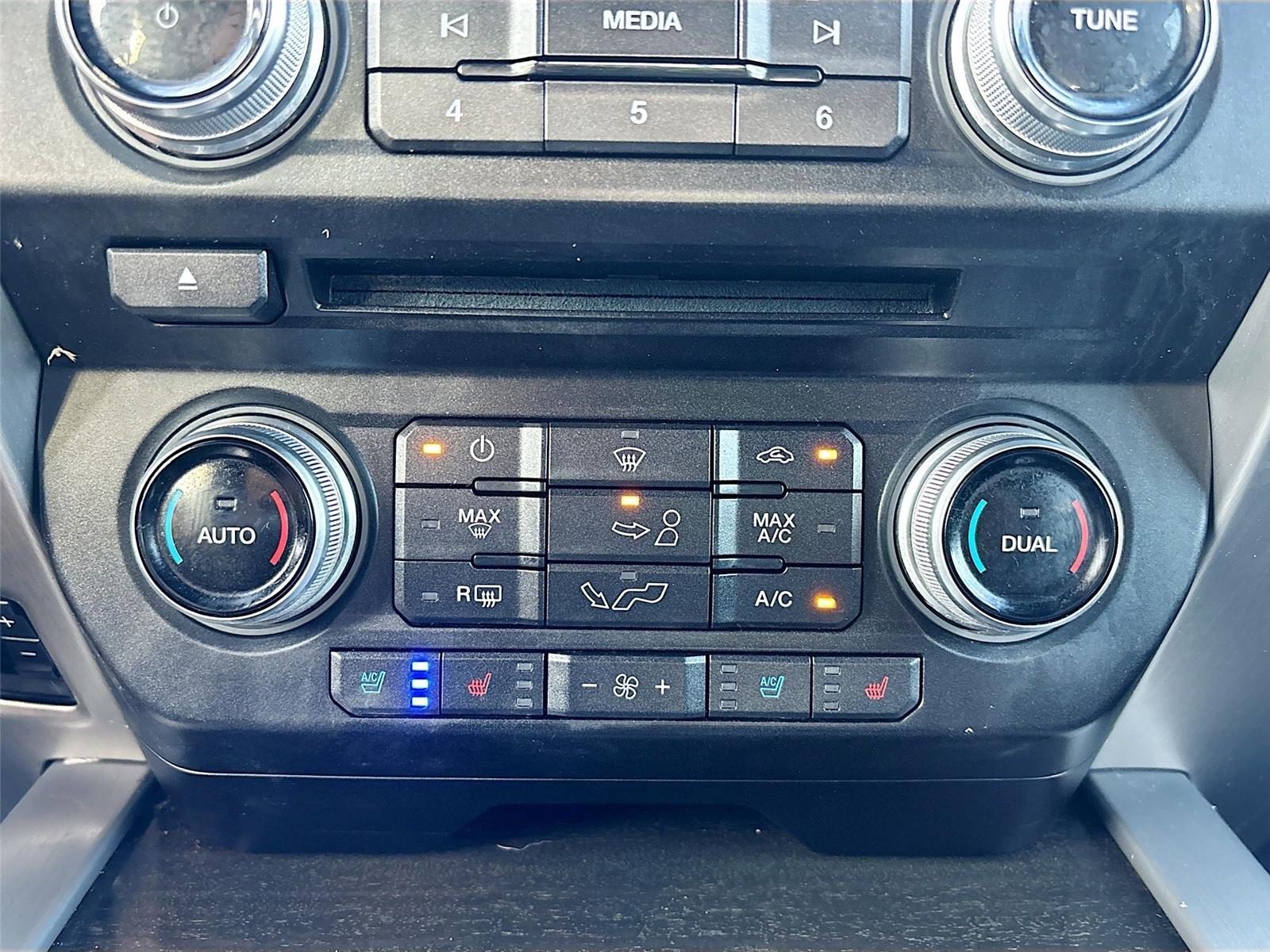 2017 Ford F-150 Platinum