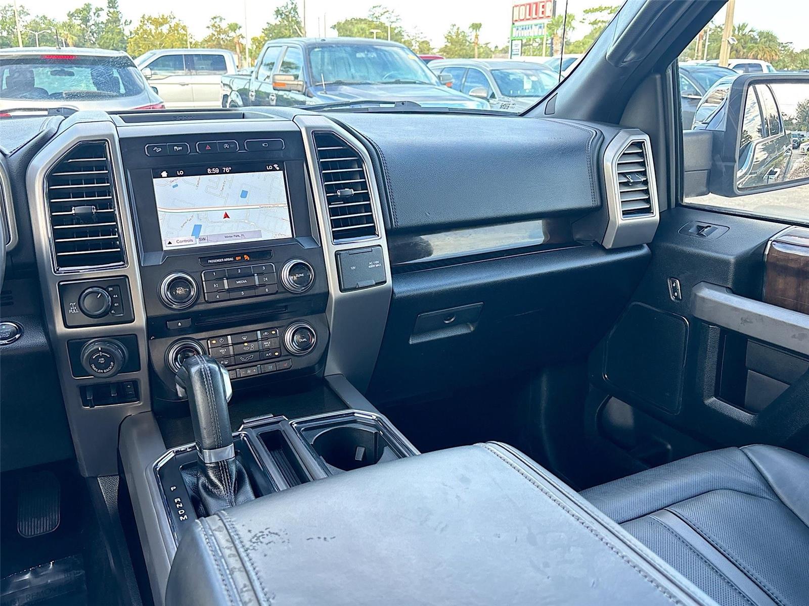 2017 Ford F-150 Platinum